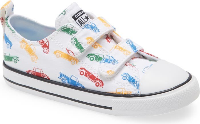 Chuck Taylor® All Star® 2V Sneaker | Nordstrom