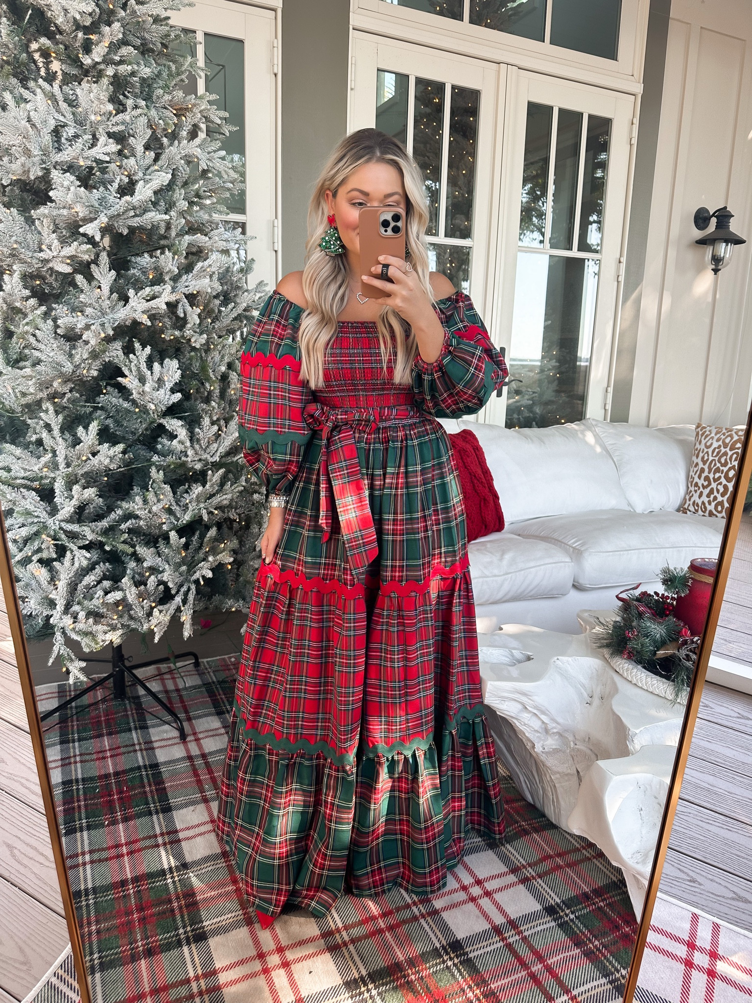 The PRETTIEST Christmas dress from Red Dress - perfect for Family Pictures! Use code THANKSWHITNEY30 for 30% off holiday collection. Wearing size small  

#LTKHolidaySale #LTKHoliday #LTKfamily