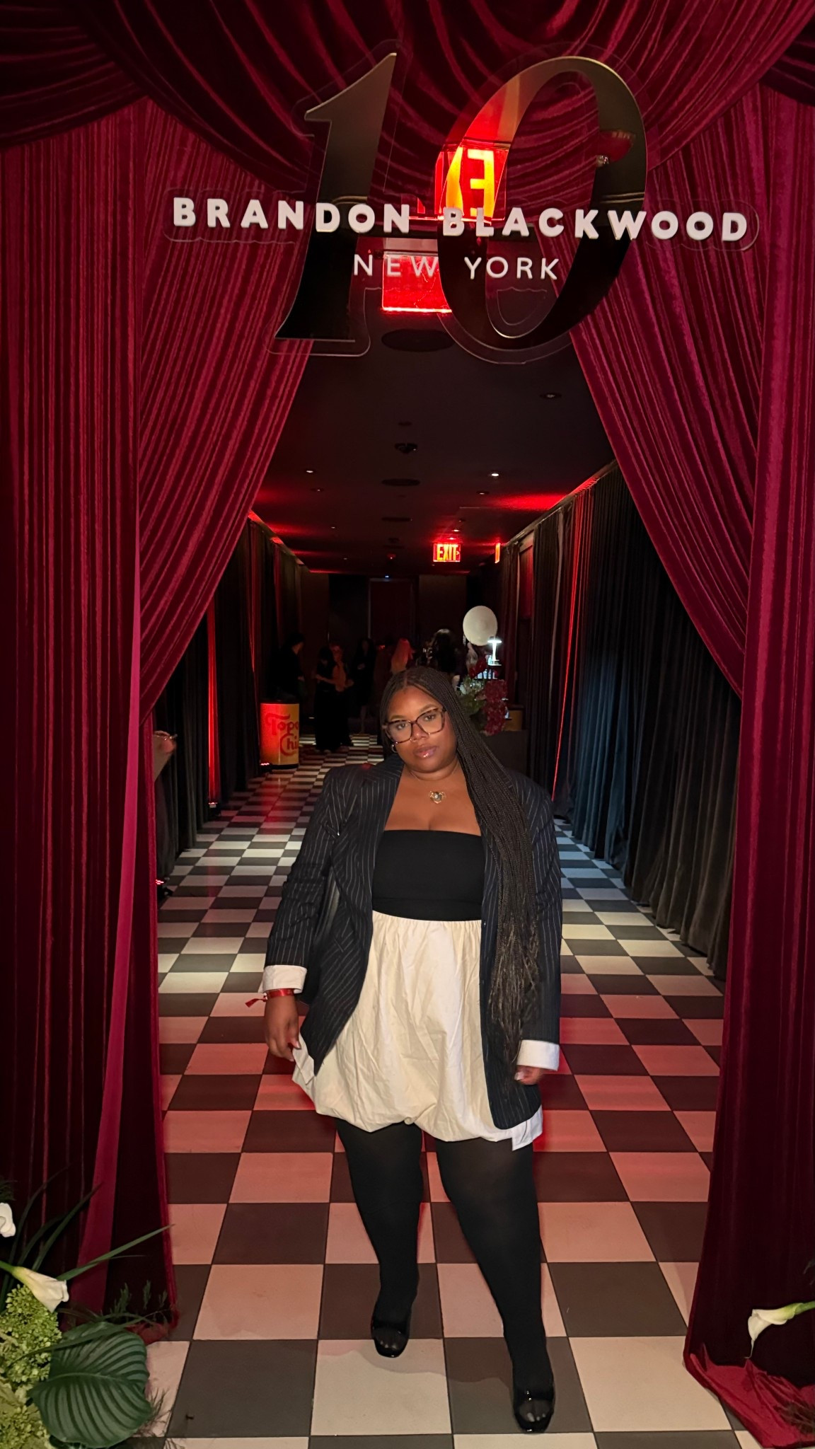 I’m so obsessed with how this look turned out for the Brandon Blackwood 10 year anniversary party! In the dress I’m a XXL and in the blazer I’m the same size. I love the oversized fit 


Curvy outfit inspo, night time look, plus size fashion, plus size outfit 