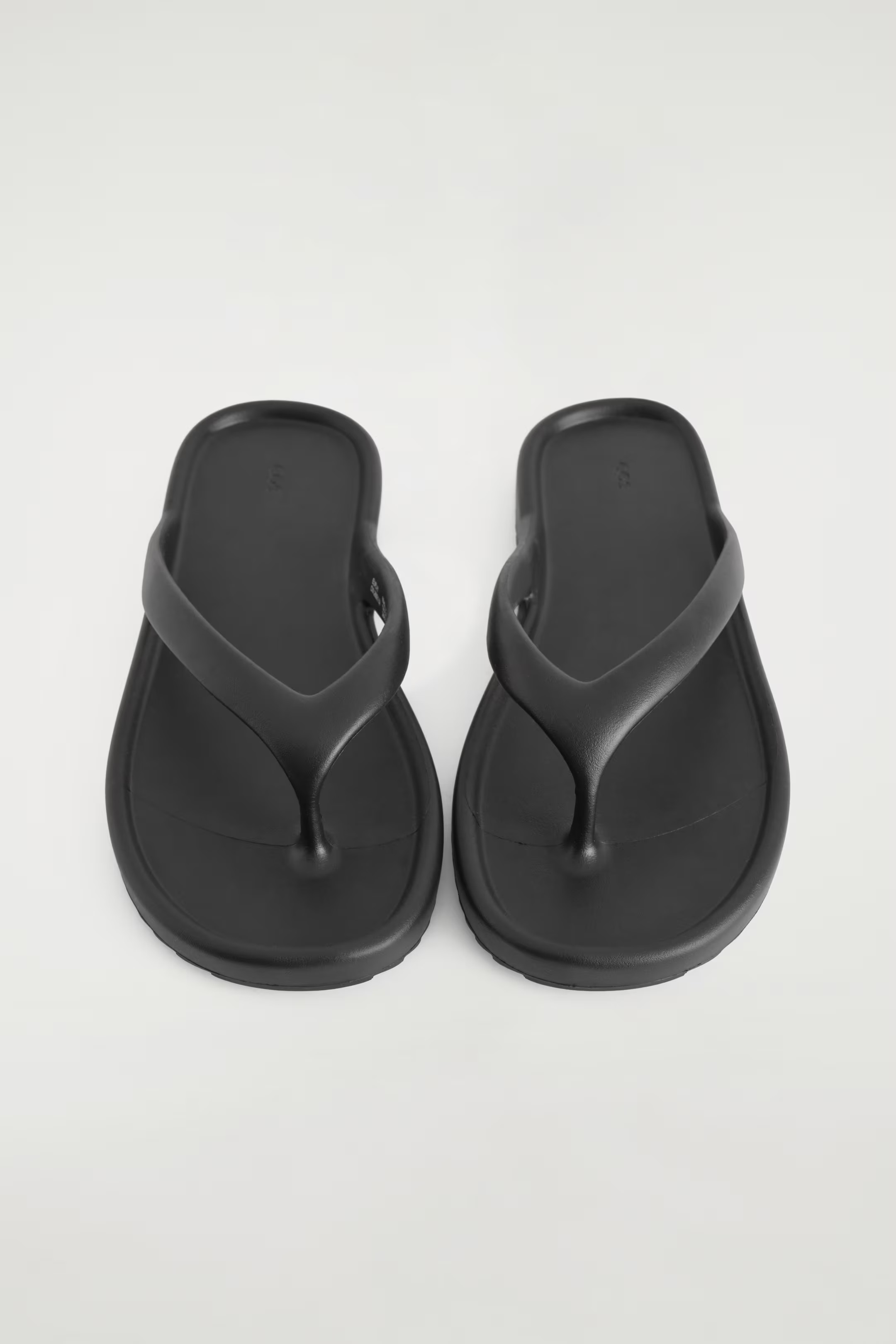 FLIP FLOPS AUS EVA | H&M (DE, AT, CH, NL, FI)