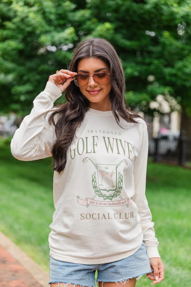 Golf Wives Social Club Ivory Long Sleeve Comfort Color Graphic Tee | Pink Lily