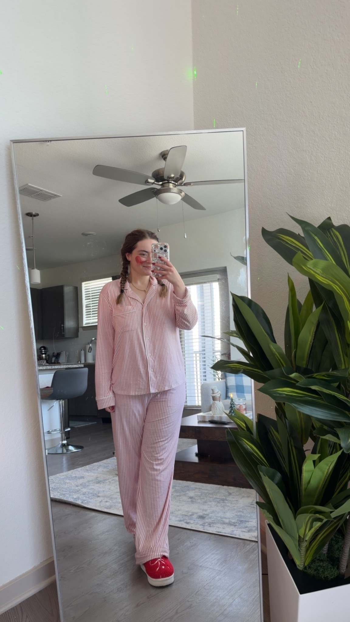 cozy but cute fit #cozy 

#LTKdayinmylife #LTKHoliday #LTKGiftGuide