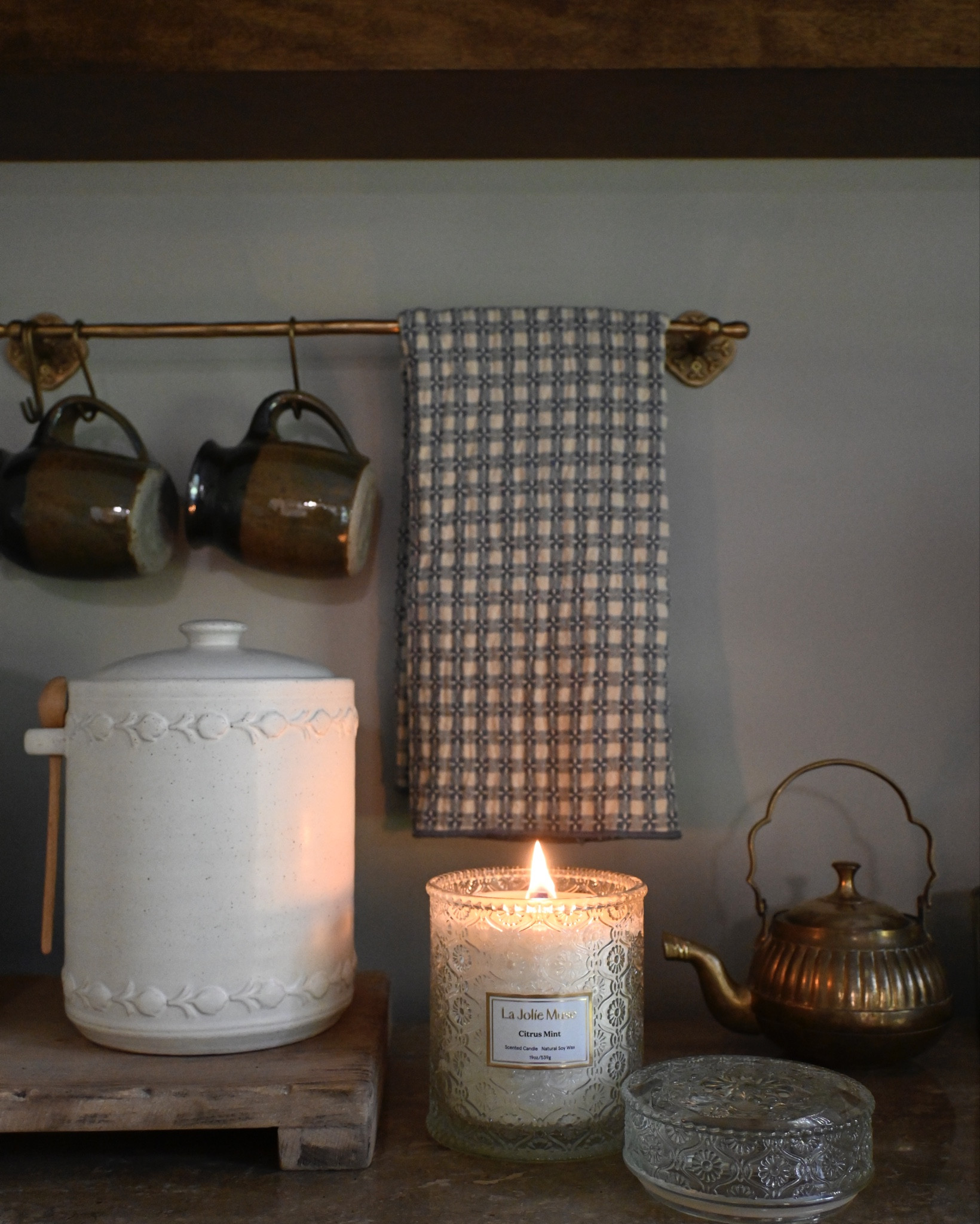 Smells like summer ☀️

summer candles Amazon finds hot rated antique style decor vintage home coffee bar 

#LTKHome #LTKFindsUnder50 #LTKFindsUnder100