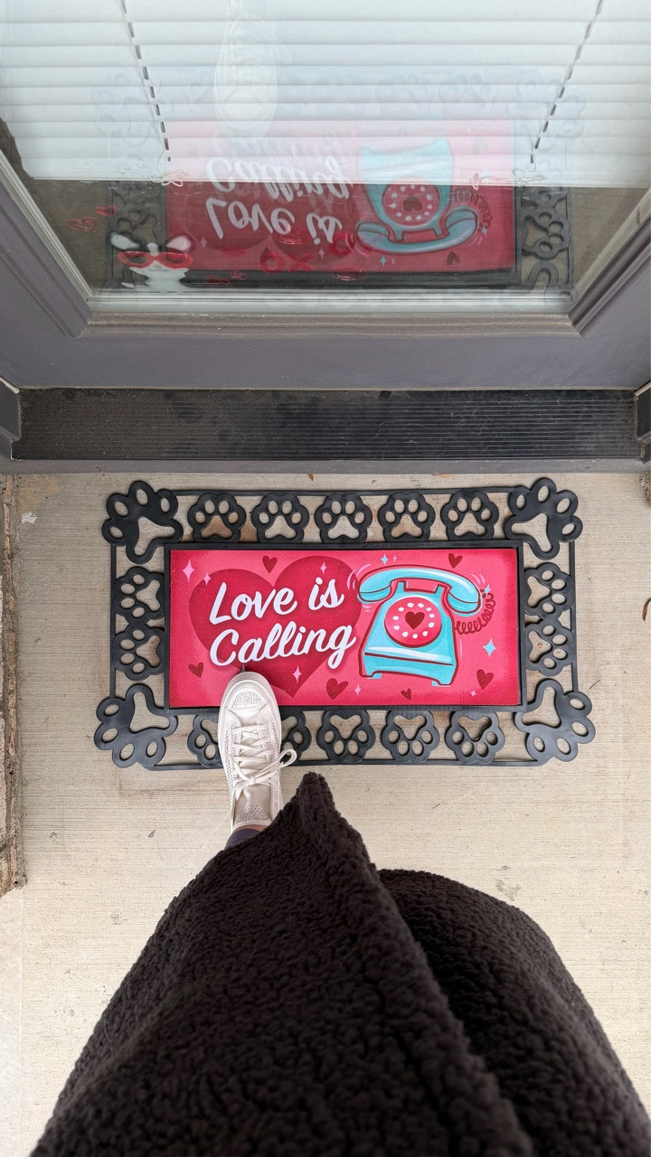 Your porch deserves outfit changes too. 🏡

Love Is Calling. Valentine’s. Game Day. Fall. Dog Mom vibes.
We contain multitudes.

I’ve been having way too much fun swapping these out from @shopmyevergreen — it makes seasonal decorating feel effortless.

Which one are you putting at your front door?

Front porch decor | Seasonal porch decor | Entryway styling | Dog mom home decor | Outdoor welcome mat ideas | Ohio State Buckeyes football | Ohio State game day decor | Buckeyes front porch decor | College football porch styling

#ad


#LTKSeasonal #LTKValentine #LTKHome