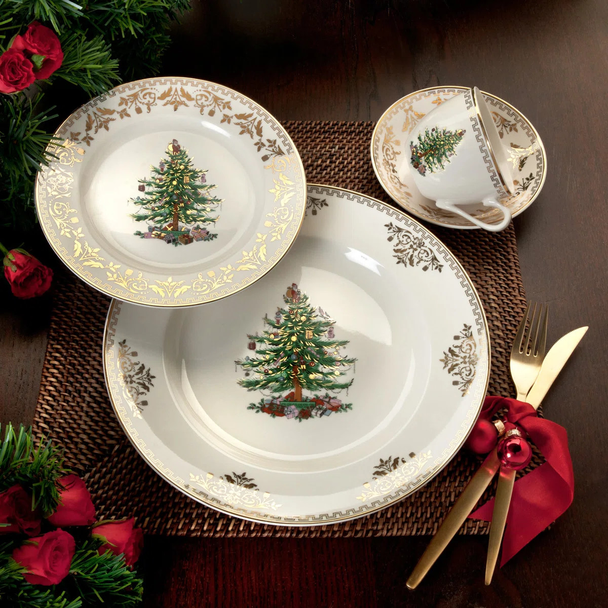 Spode Christmas Tree Gold 4-Pc Place Setting | Wayfair North America