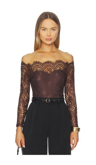 superdown Rivka Off Shoulder Bodysuit in Brown. - size S | Revolve Clothing (Global)