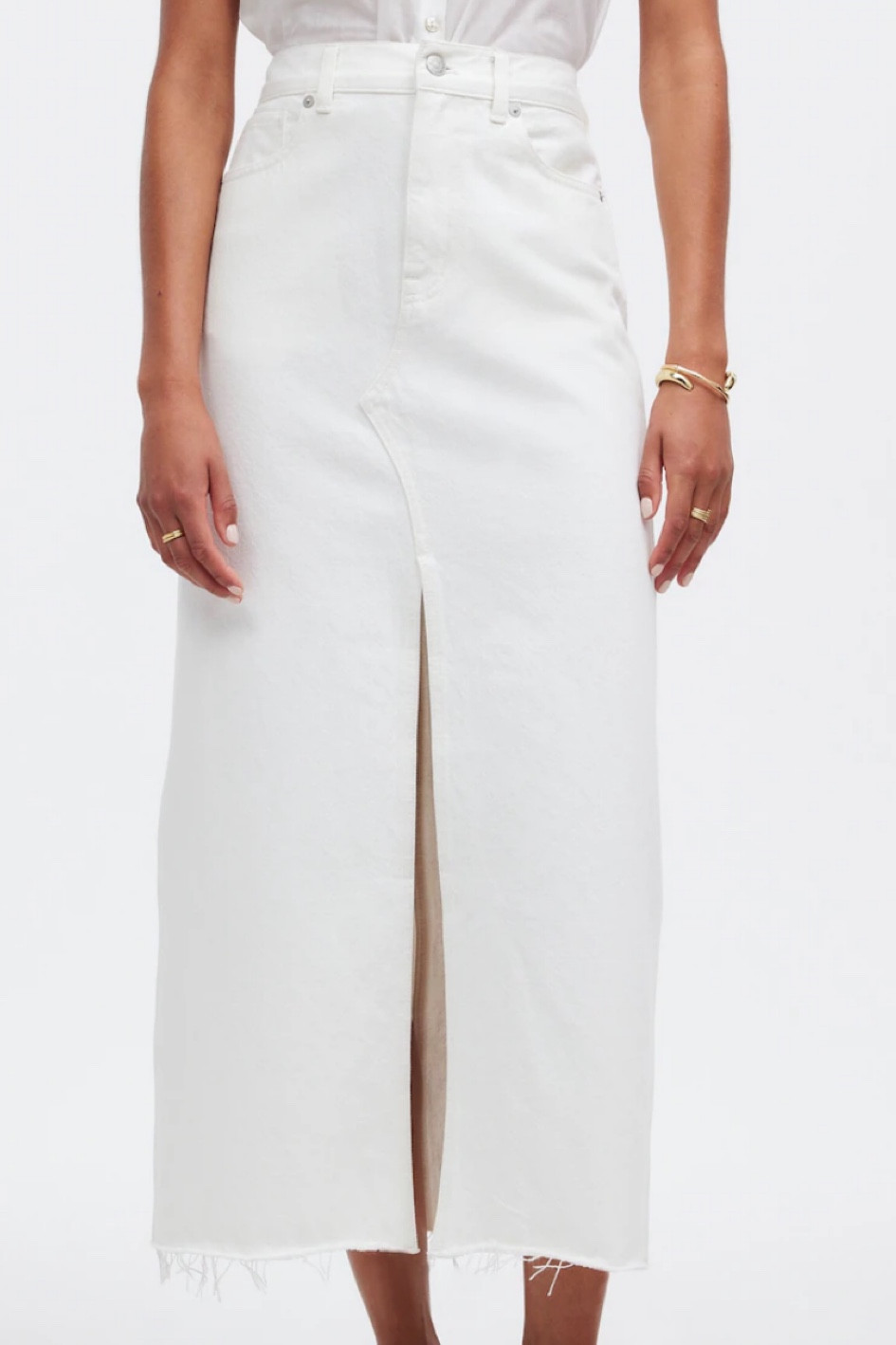 Just ordered the white denim midi skirt from Madewell. Will be trying out this trend! 

#LTKeurope #LTKfindsunder100 #LTKxMadewell