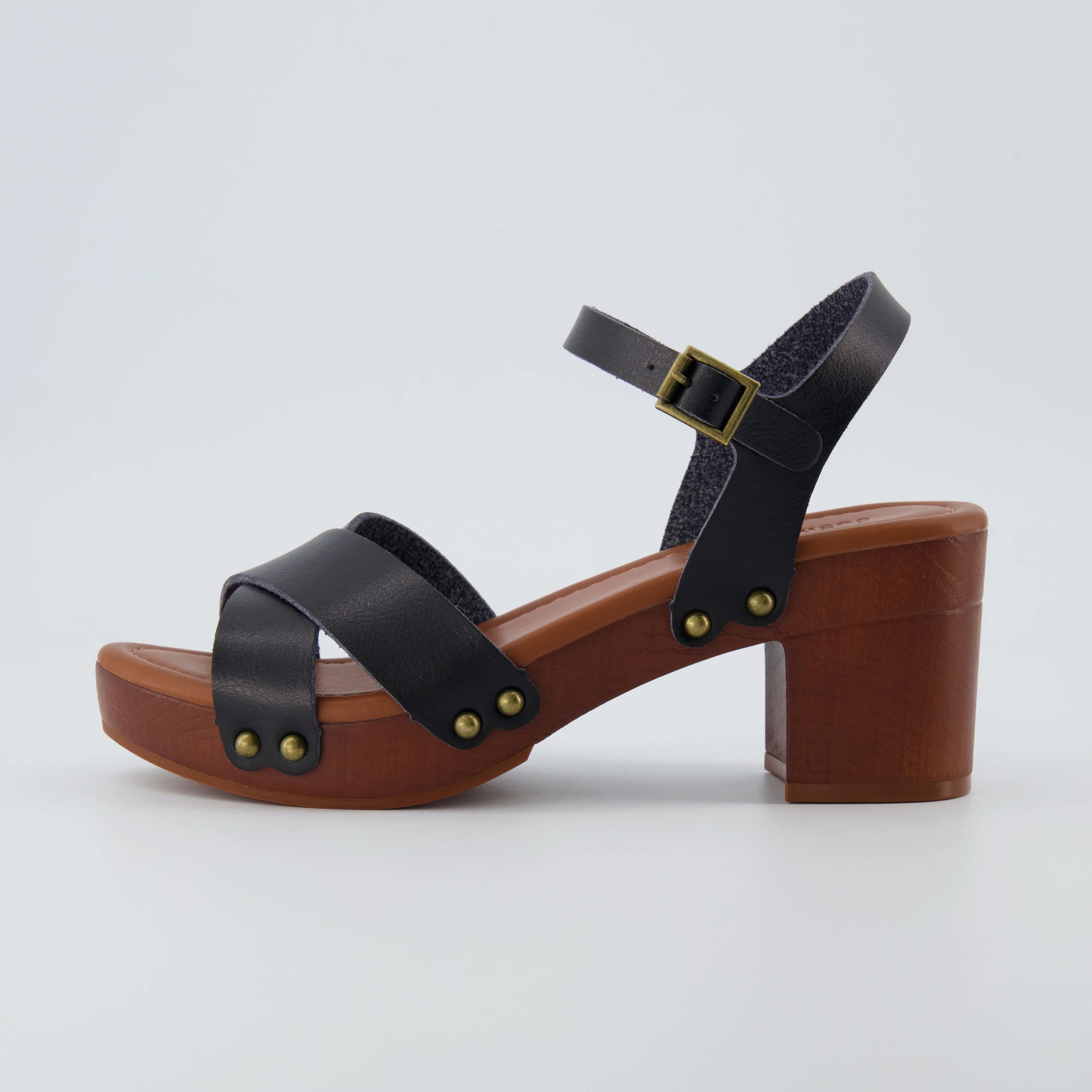 Slate Faux Wood Sandals | Cushionaire
