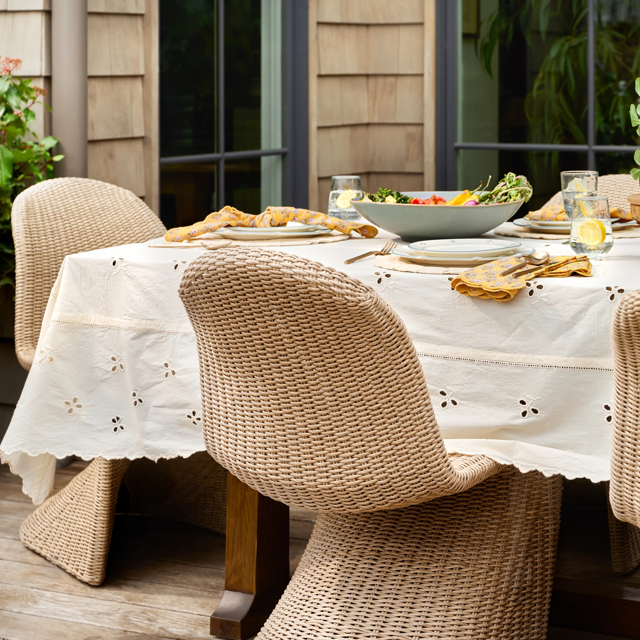 Antique White Eyelet Tablecloth | Magnolia