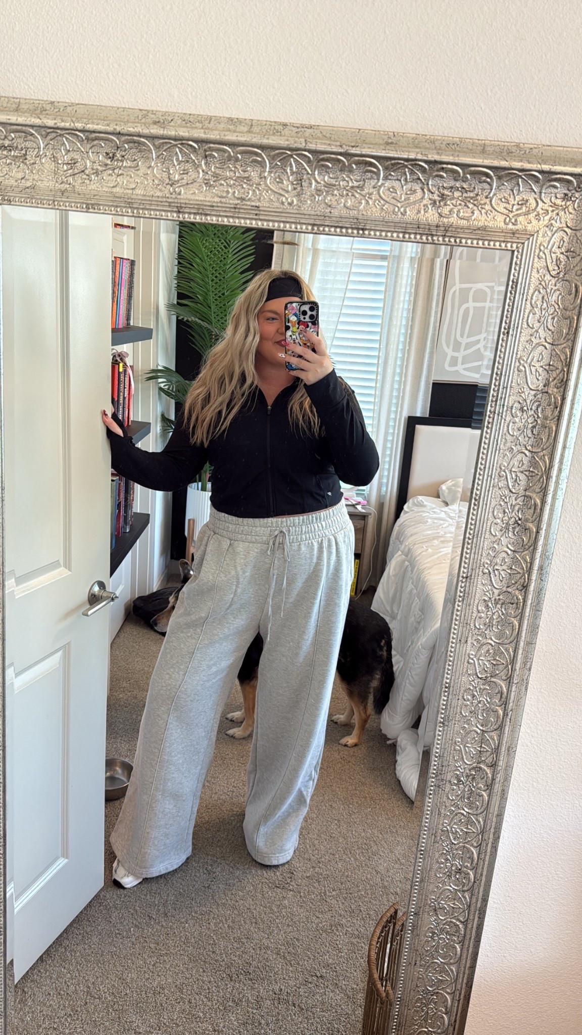 Sweat pants: 2x
Hoodies: 1x

#LTKActive #LTKHoliday #LTKPlusSize