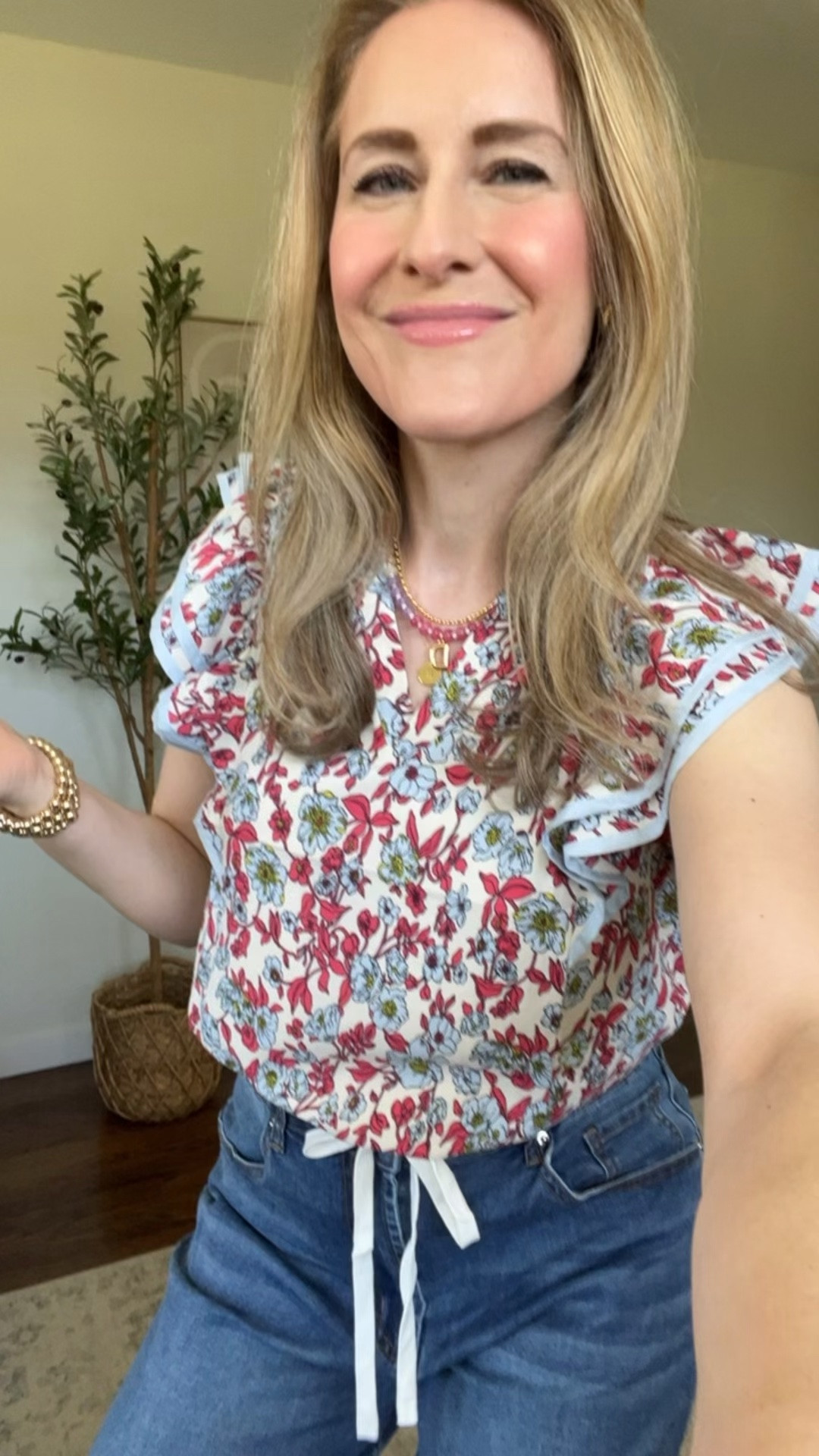 50% off these jeans with code QZQLSUHU (I’m wearing my usual size 6 in the color “blue” - product photos don’t look right but these are the pants!) #amazonfinds