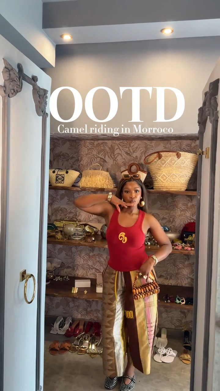 Day 2 in Marrakech | What I wore to go camel back riding in the morrocan desert 

Top: @kaicollective 
Pants: @moyeafrica (my 4th pair I’m literally obsessed ) 
Bag: @mairachamp.ng 
Shoes: @tonybianco 

#ootd #ootdfashion #morroco #vacationstyles #marrakesh #ootdvacation #explore #styleinspo