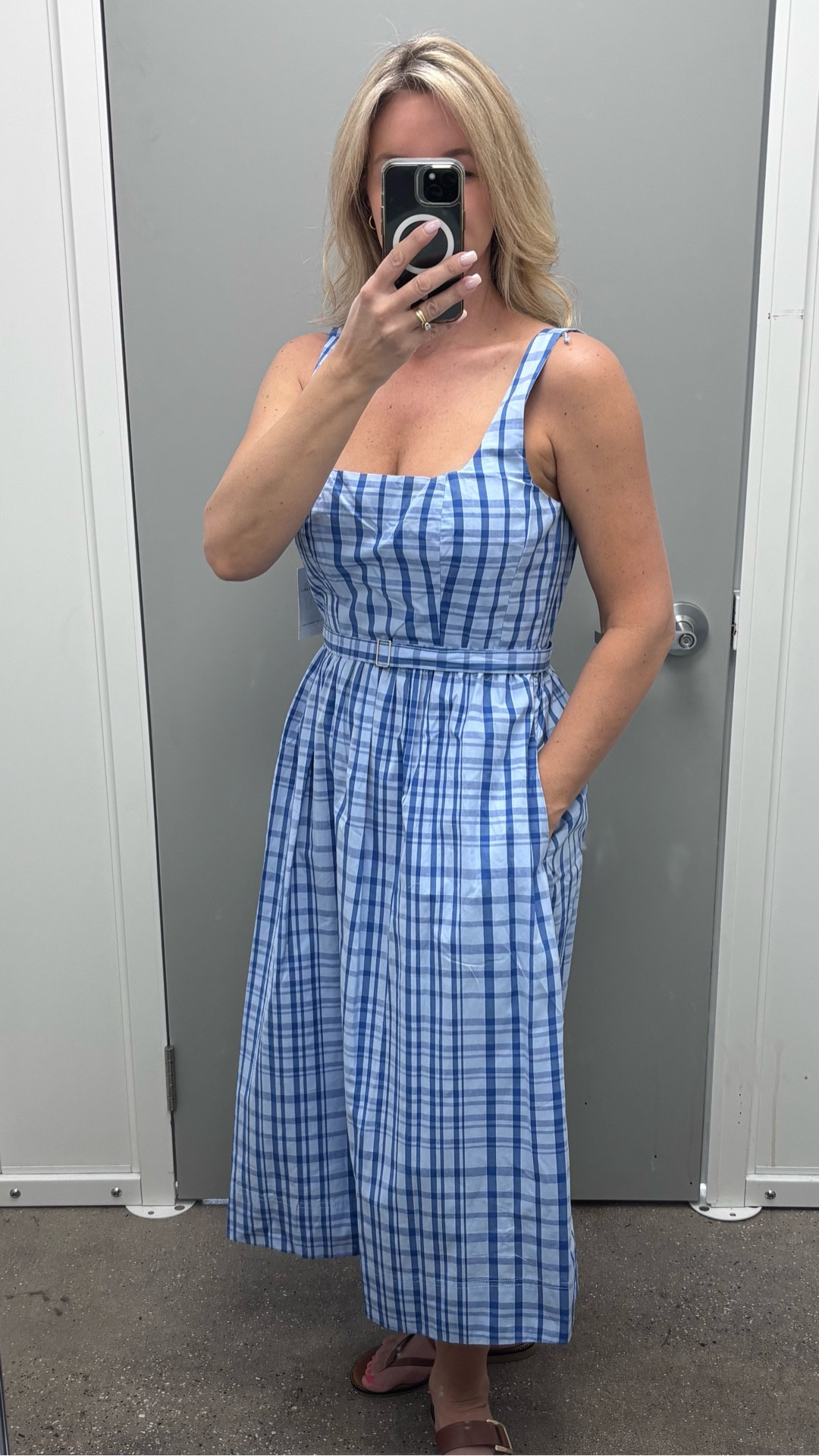 100% cotton

Stumped for what to wear? No worries with Free Assembly's Sleeveless Midi Dress. Simply ladylike, this breezy cotton dress is ready for a day in the sun (or the office). Featuring a sleeveless design, a flattering silhouette and a self-tie belt that allows you to customize your fit, this dress is just what you need for the season. Fave detail: side pockets for the win

#LTKspringtrends #LTKOver40 #LTKTravel