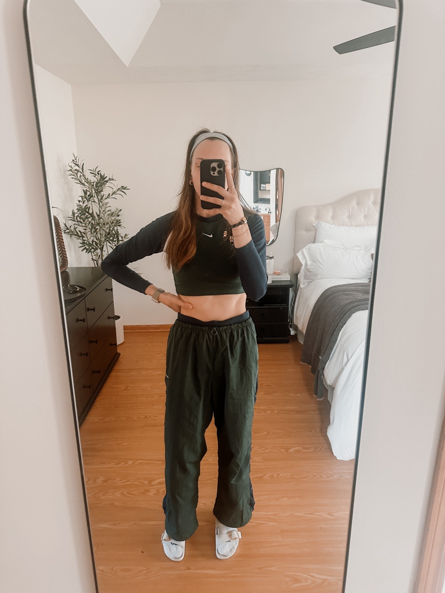 Casual athleisure outfit  

#LTKActive #LTKdayinmylife #LTKootd