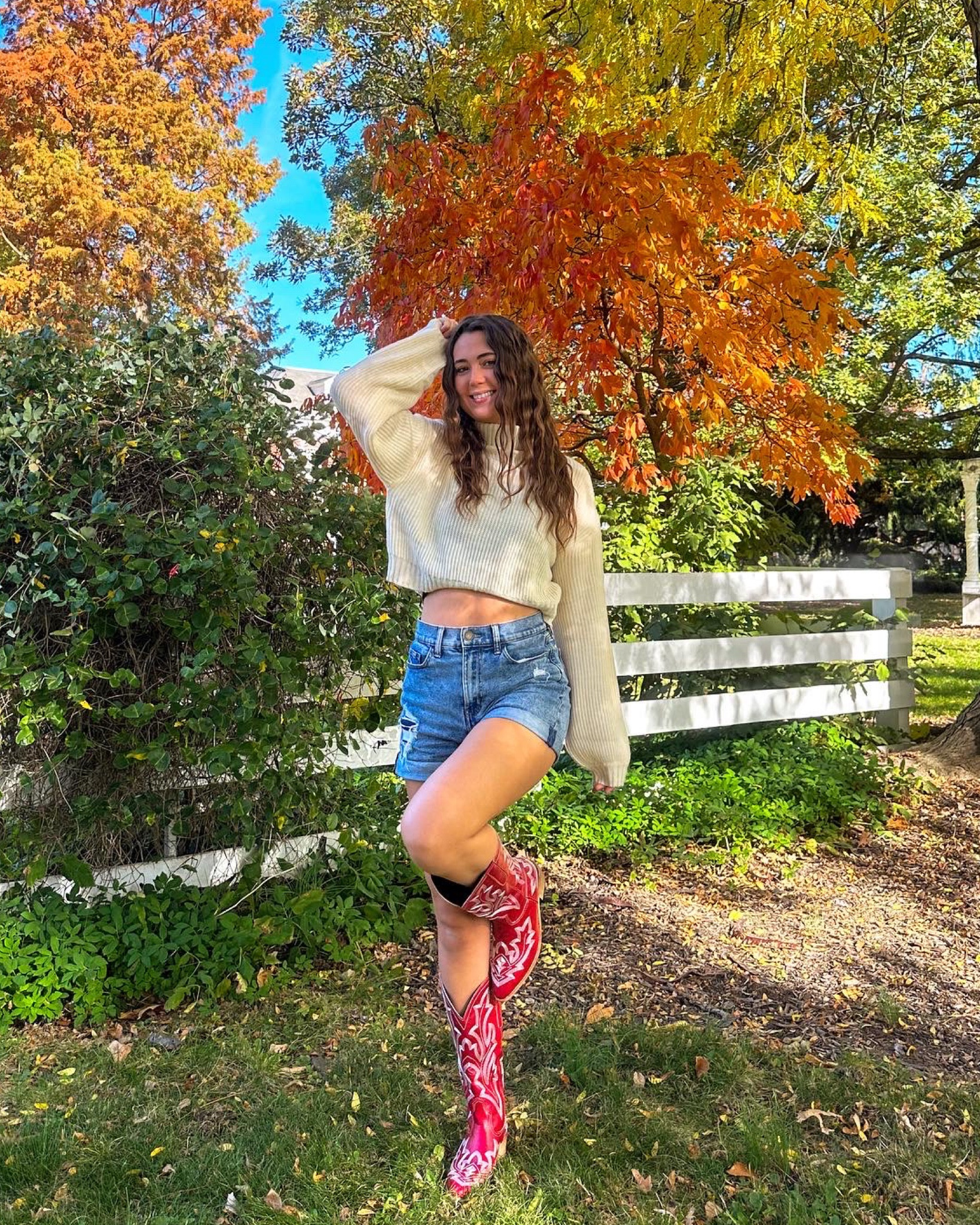 Exact boots and sweater linked❤️ 


#LTKGiftGuide #LTKshoecrush #LTKfindsunder100