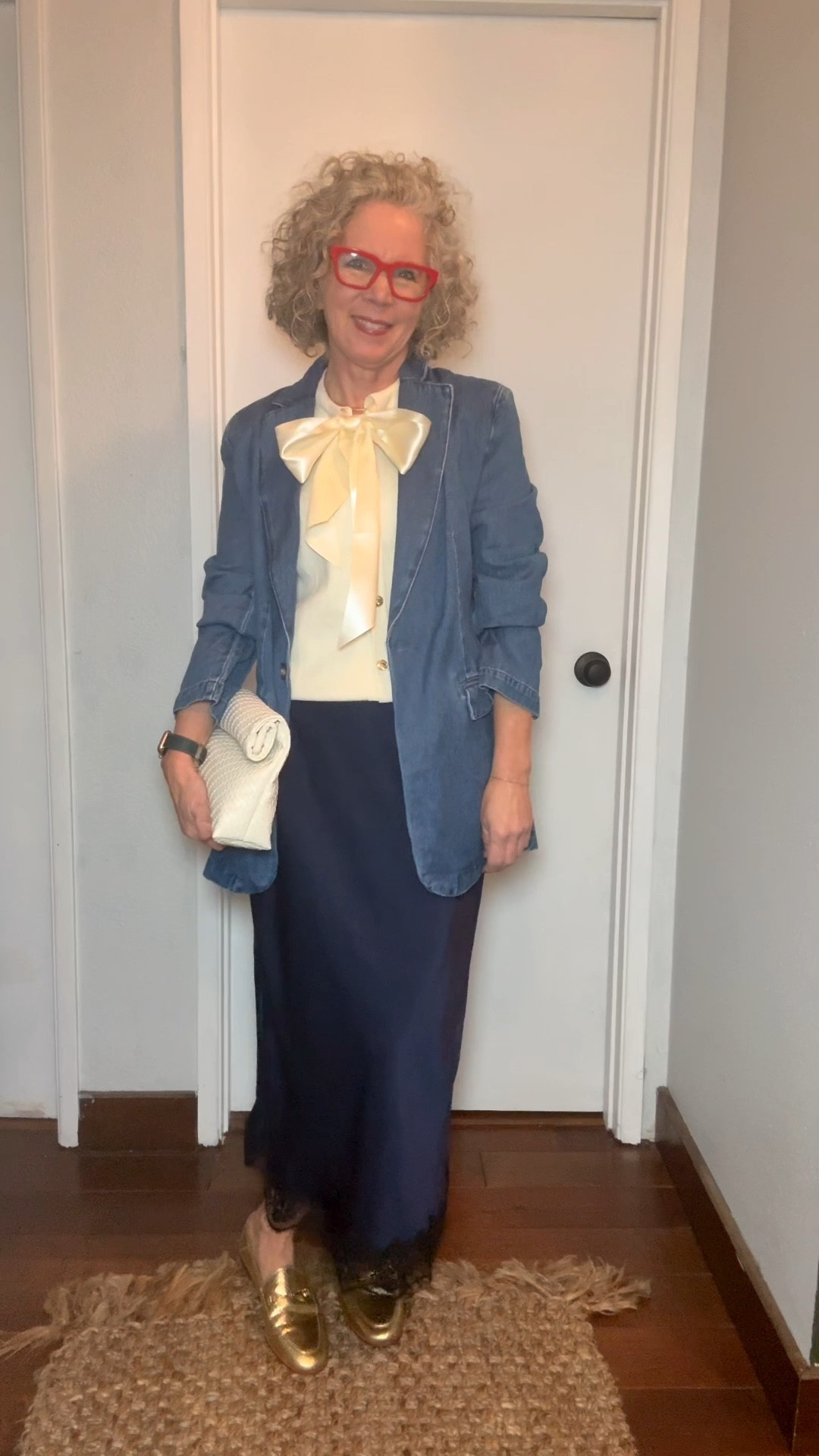 Ways to style a denim blazer, I’m I. A small it runs oversized. 
Small tie sweater
Size 27 quince jeans blue and brown
Size small regular white pants
Small yellow sweater
Small white dress
Tts pink shoes
Small men’s plaid jacket



#LTKootd