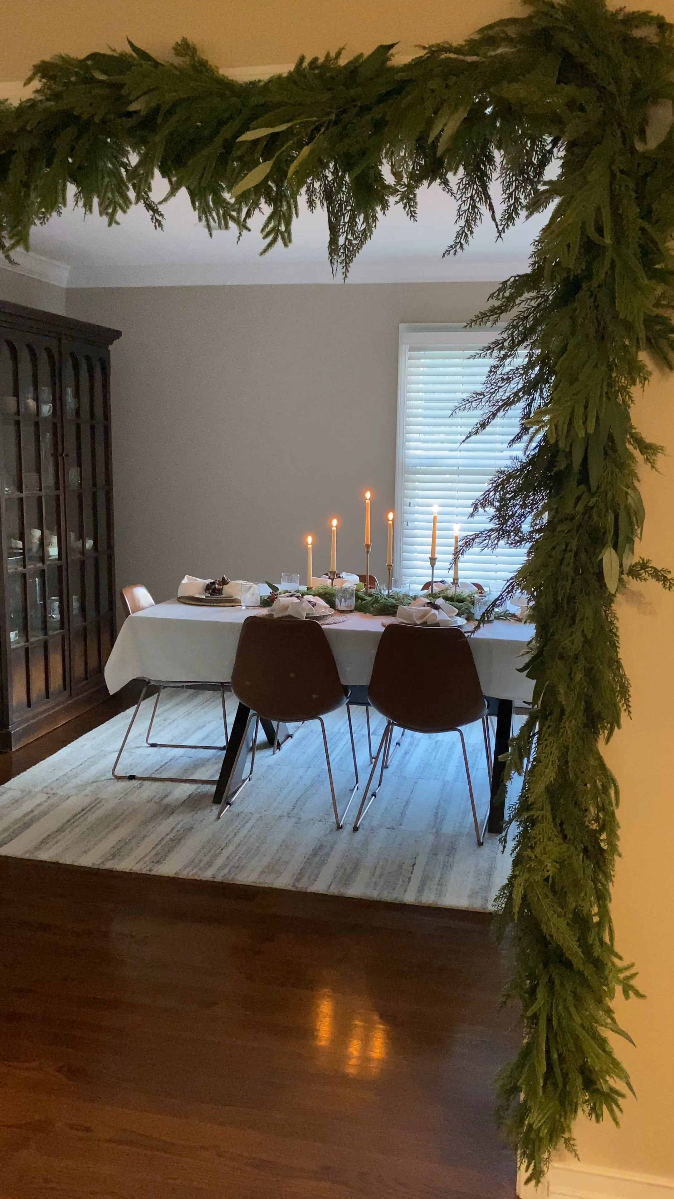 I'm ready for guests to arrive! 

#Christmastabelscape #Christmastablesetting #holidayhosting #tablescape #tablesetting #entertaining #dinnerparty #Christmasdinner #Christmasparty #holidaydinner #holidayhosting 

 #LTKHoliday #LTKSeasonal #LTKHome
