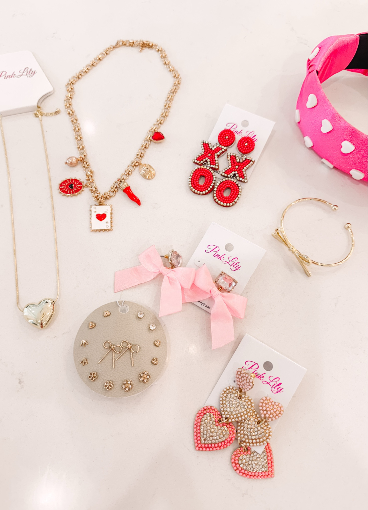 VDAY JEWELRY 🎀💕💓✨🫶🏼 just launched!! Get 20% off with code: SIERRA ☺️ these always go quick but are a fun way to accessories basic outfit for valentines!

#LTKFindsUnder50 #LTKSeasonal #LTKSaleAlert