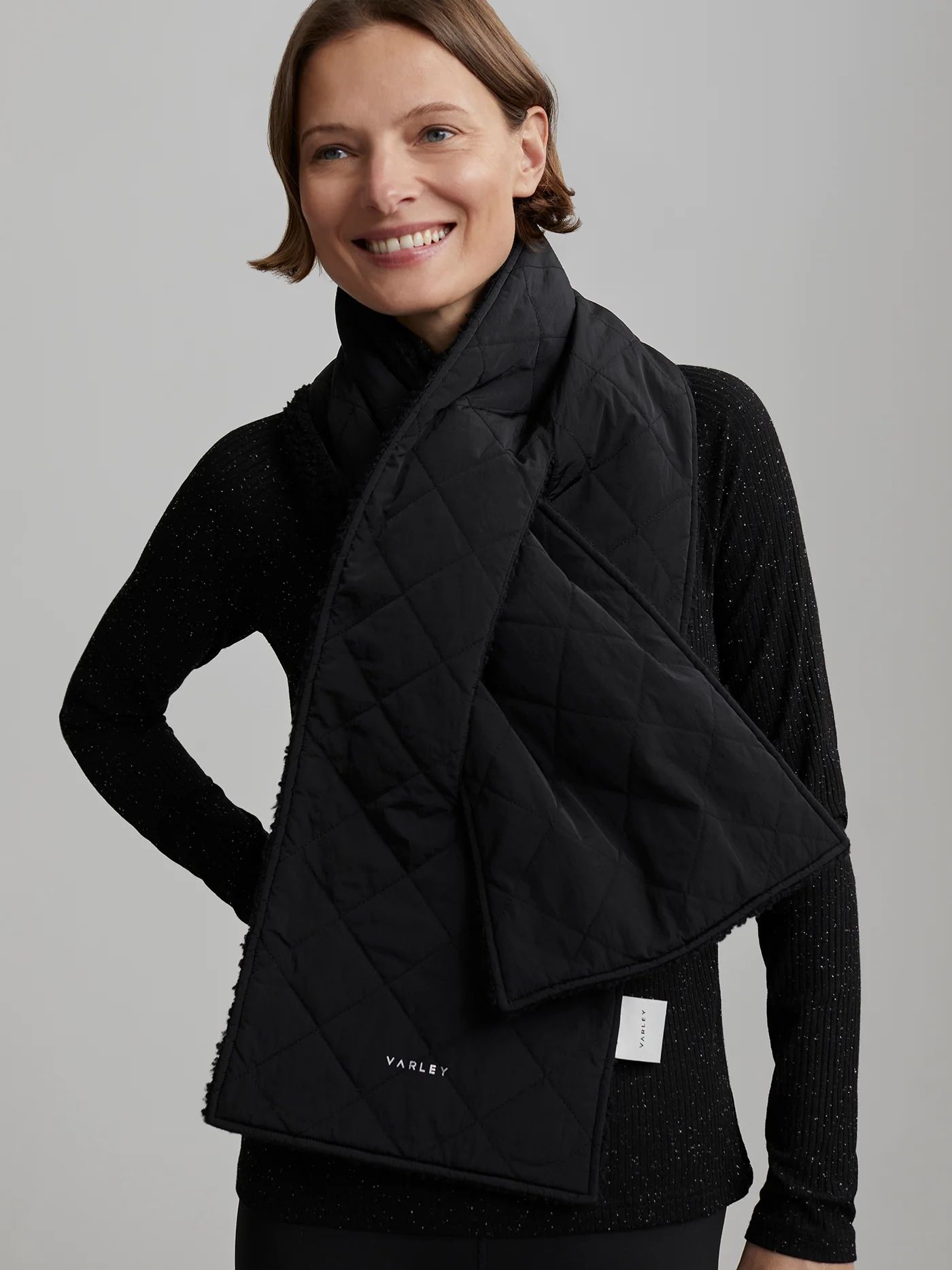 Coronet Quilt Sherpa ScarfTimeless and versatile, the Coronet scarf offers two looks in one with ... | Varley USA
