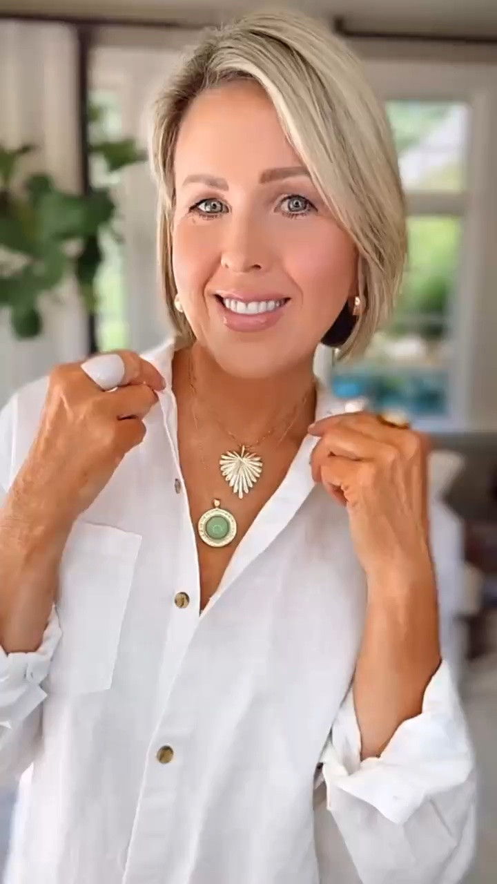 This Jane Win sundial pendant sold out so fast and is finally back in stock.

#LTKgrwm #LTKootd #LTKOver40