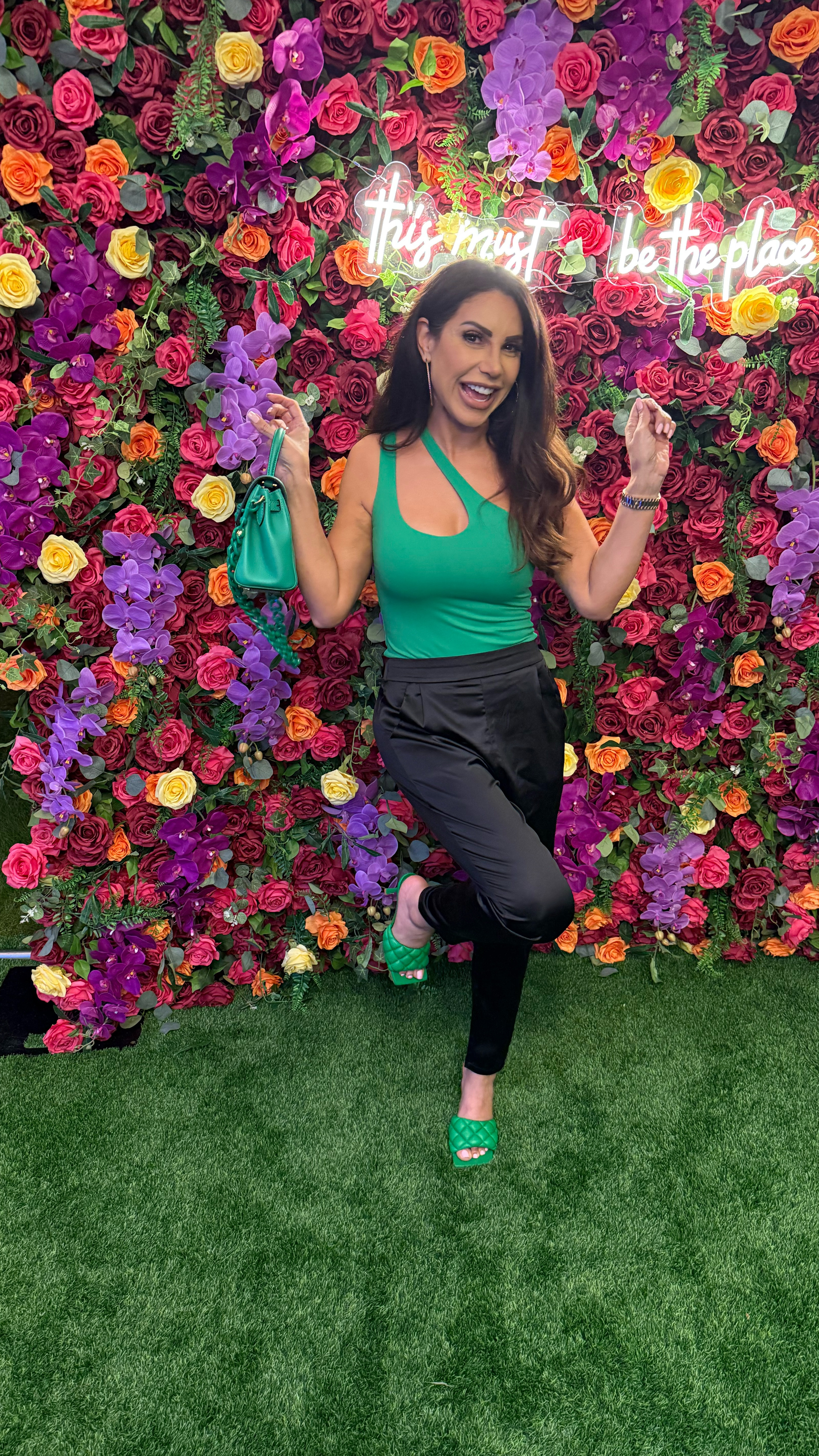 Summer is here! Both pants and bodysuit are in size smalll