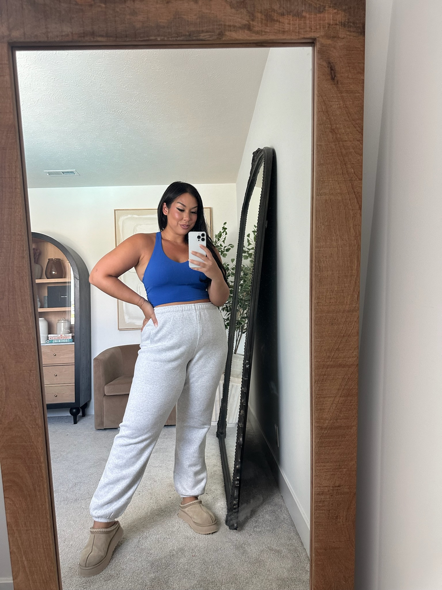 Aerie Loungewear Outfit Idea 🖤 wearing a large in everything!
-
-
-
Casual midsize outfit, midsize curvy ootd, loungewear style, flannel outfit, athleisure style, sweatpants, leggings outfit, work from home outfit

#LTKStyleTip #LTKActive #LTKMidsize