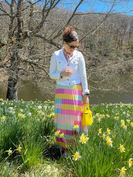 Cheerful spring outfit yesterday. My skirt is vintage. I have my Sambas on here :)

#LTKover40 #LTKSeasonal