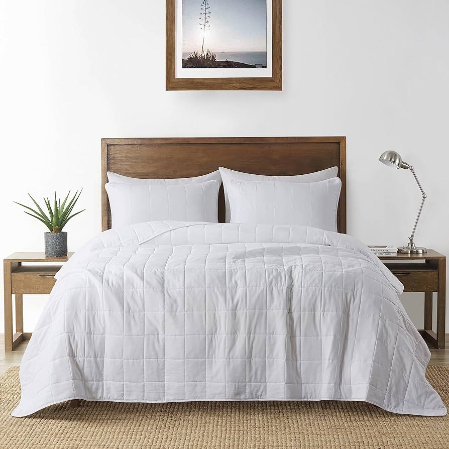 B2EVER White Quilt California Cal King Size Bedding Sets with Pillow Shams, Oversized Lightweight... | Amazon (US)