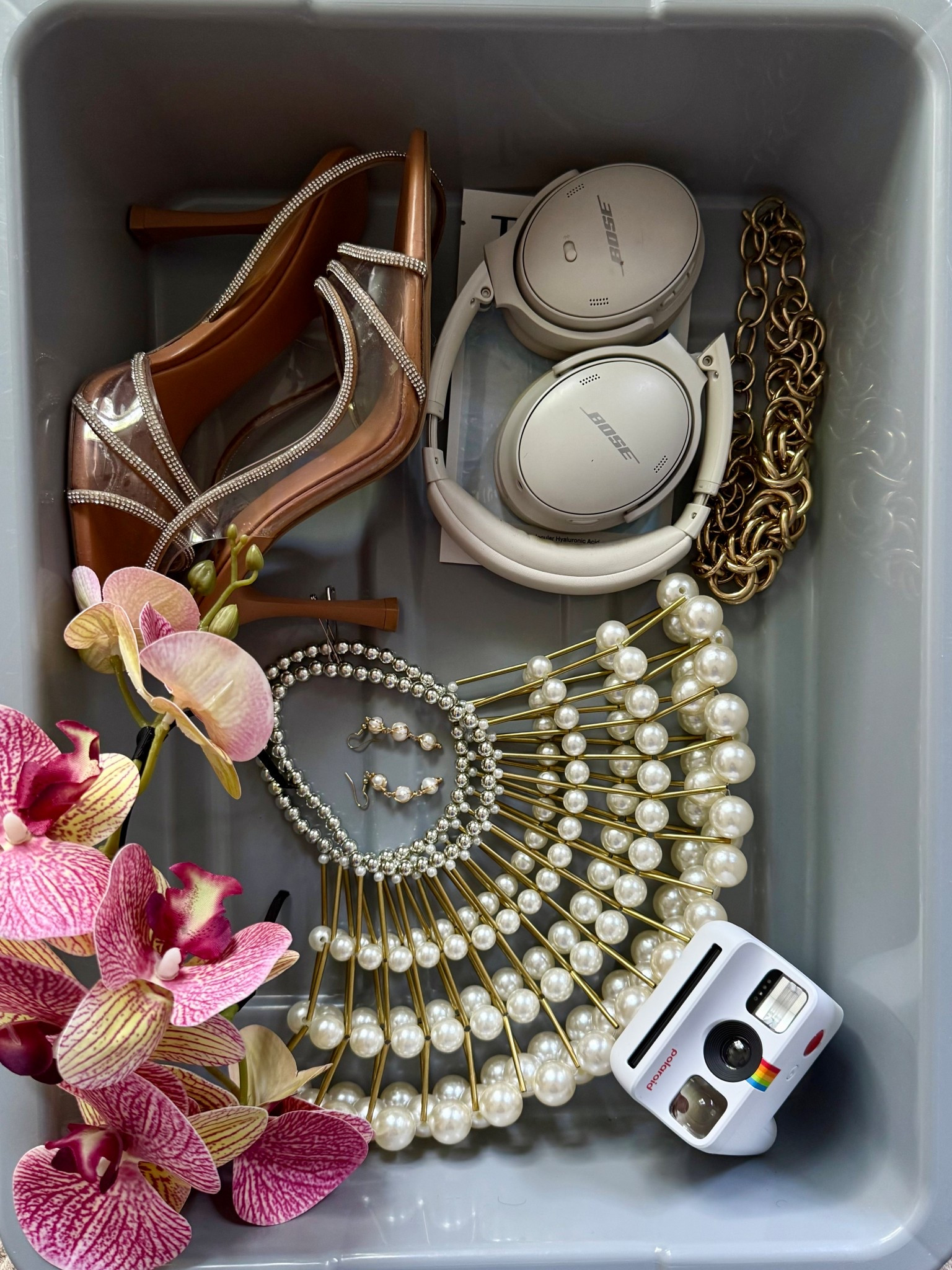 Airport security flat lay: wedding guest! 🔔💍

#LTKTravel #LTKSeasonal #LTKSummerEdit