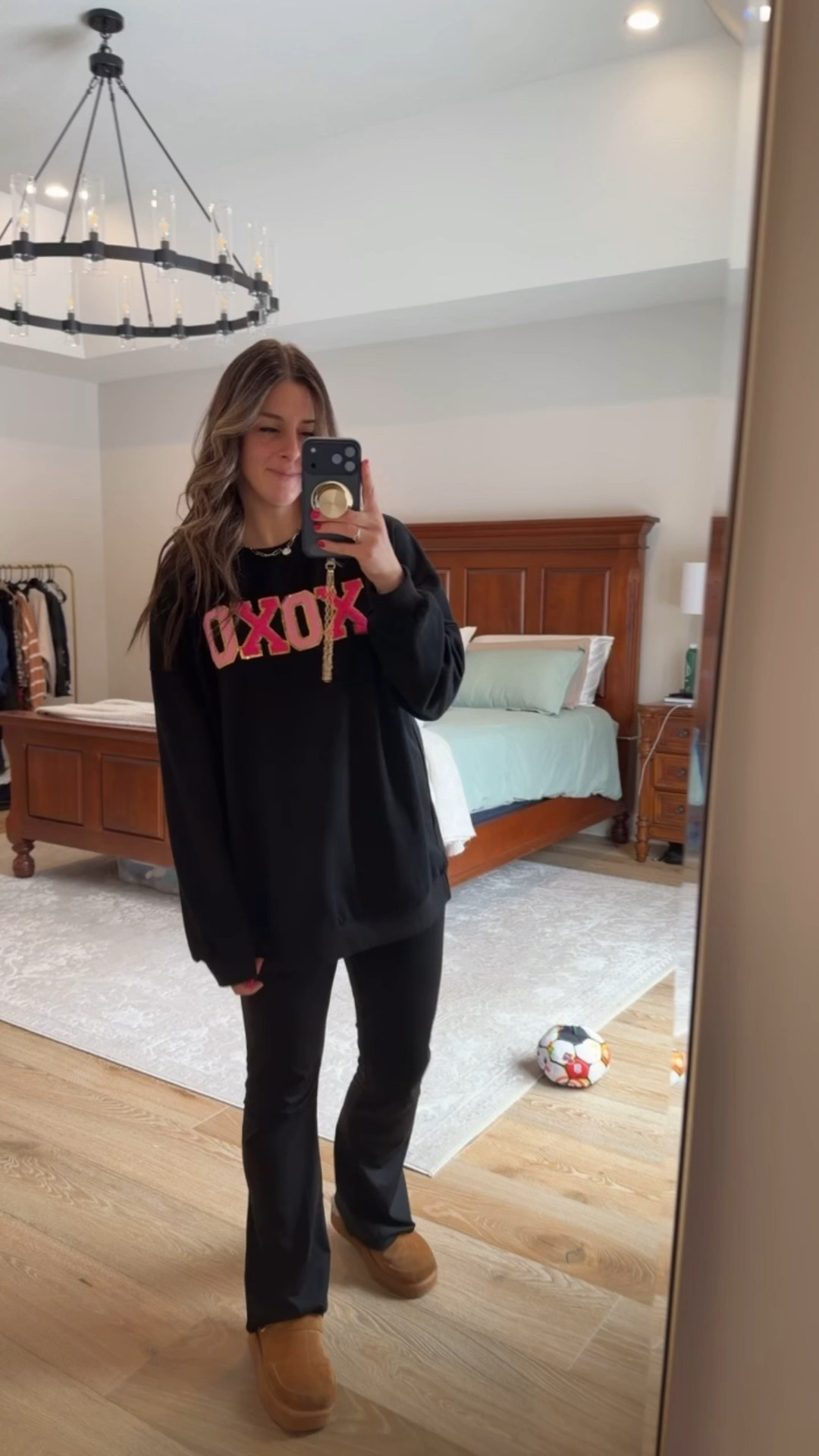 Xoxo 💋 

#LTKValentine #LTKmomlife #LTKSeasonal