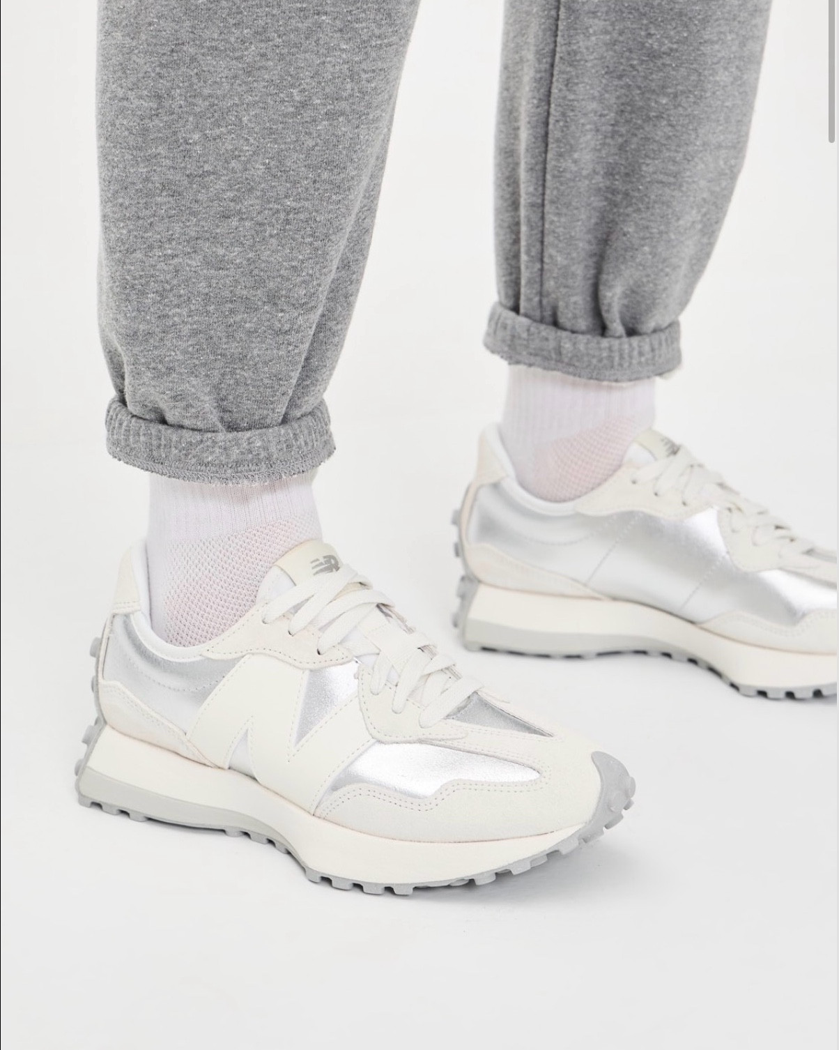 Sneakers


#LTKdayinmylife #LTKmomlife #LTKOver40