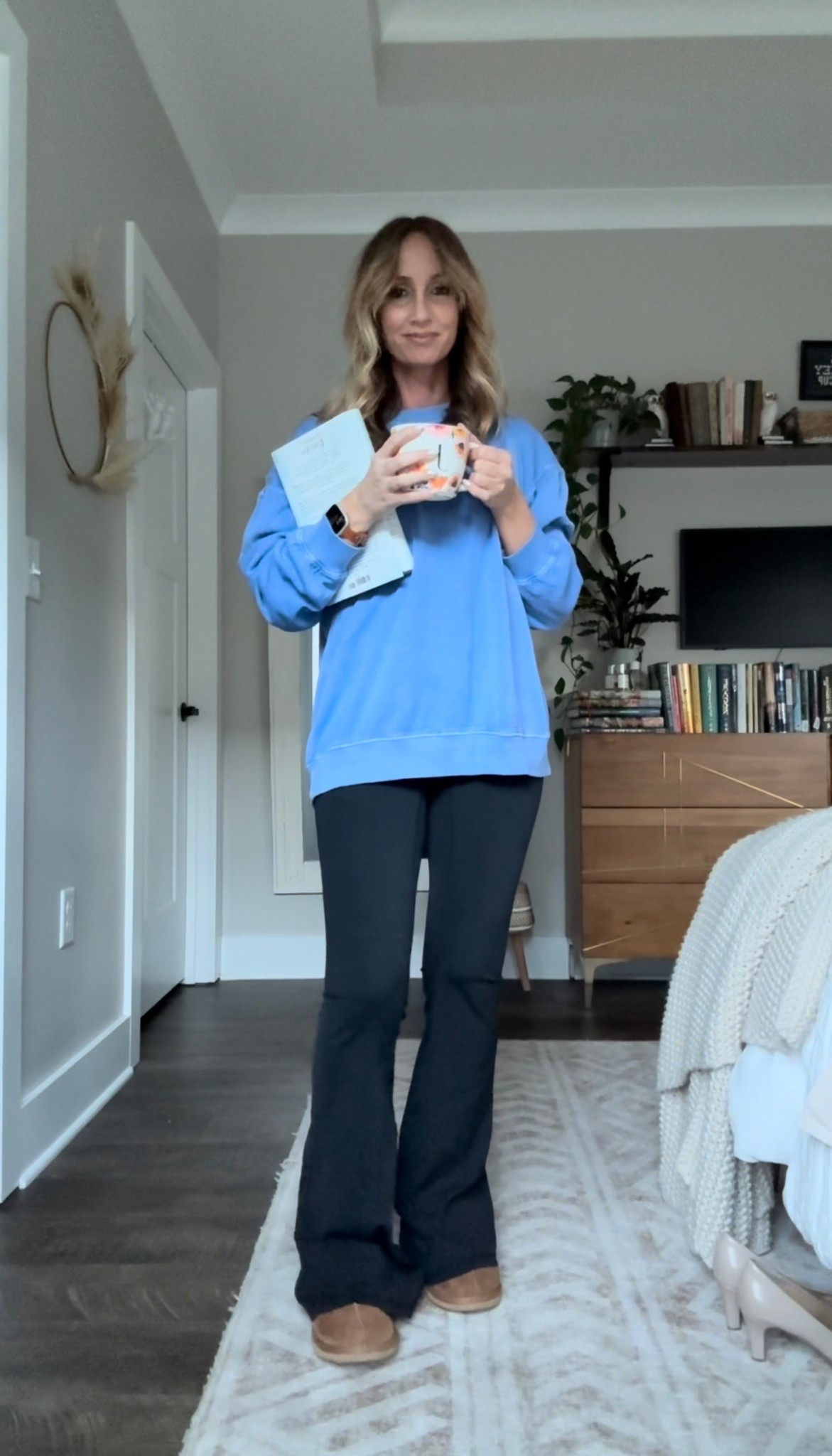 Cozies after a hard day of work just hits different. 

Sweatshirt: $33
Leggings: $34
Slippers: $24
Book: $21
Mug (similar): $18

125ish lbs | 5’3 | wearing a small in everything | TTS

#LTKgrwm #LTKootd #LTKOver40