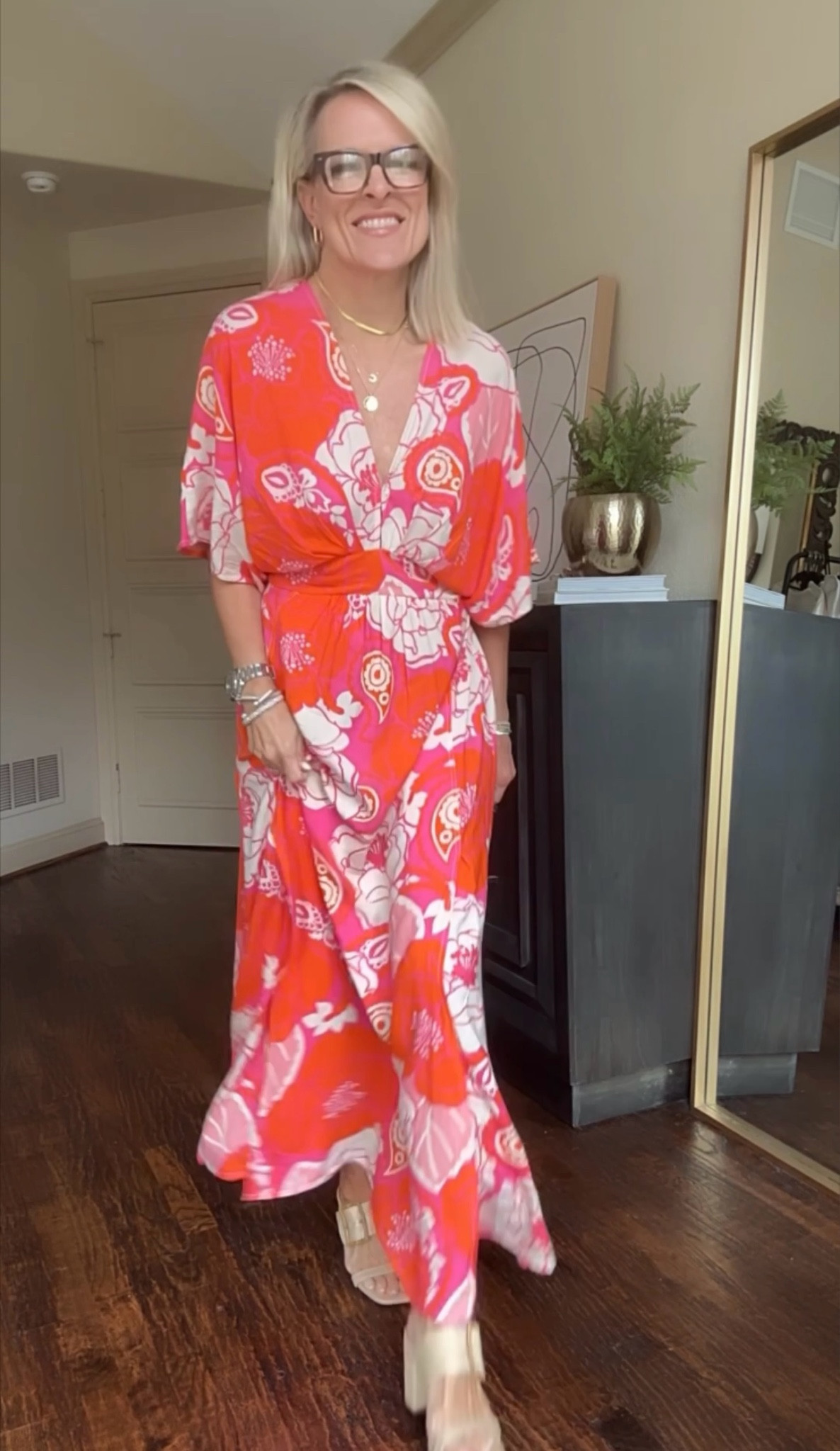Vacation vibes. Great dress for resort wear or any vacation in general coming up this spring or summer. Use code MAR20 for 20% off.

Vici 

#LTKsalealert #LTKtravel #LTKstyletip