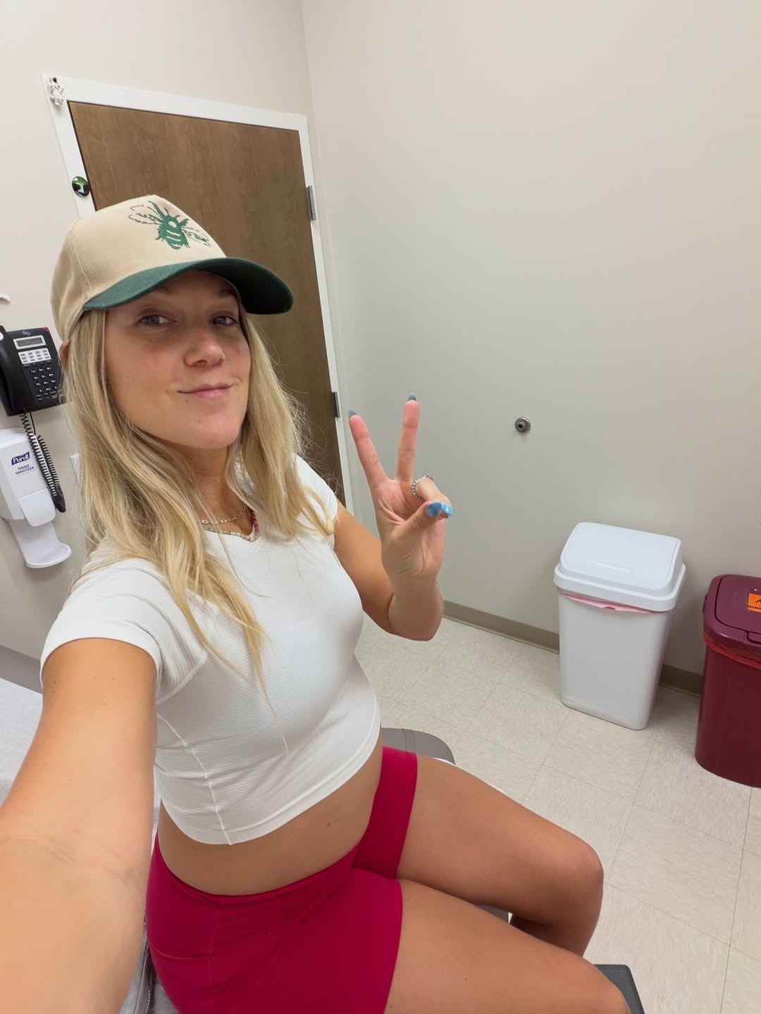 OOTD for the doctors. Of course wearing lululemon ✨

#LTKFindsUnder100 #LTKStyleTip #LTKActive