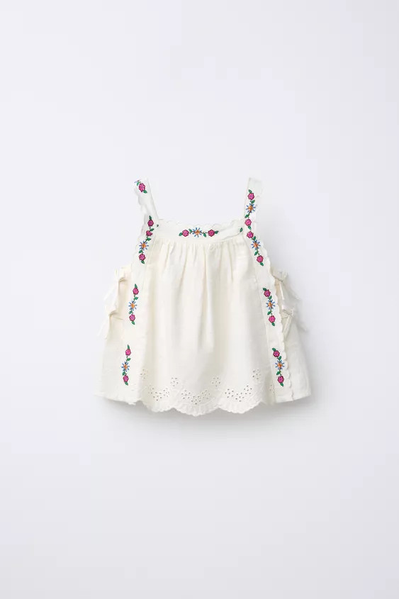 EMBROIDERED FLORAL TOP WITH COTTON AND LINEN | Zara UK