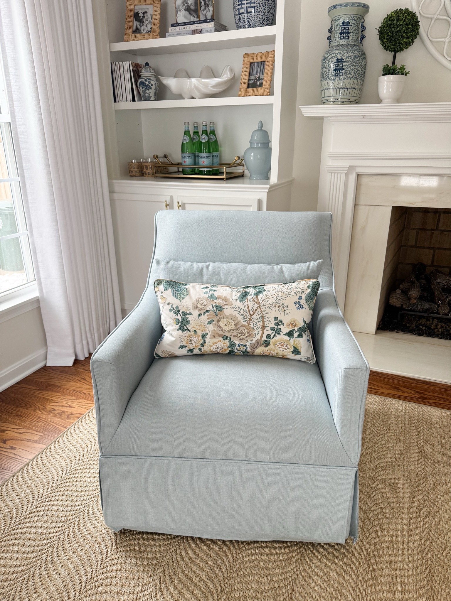 New living room pillows!

#LTKHome