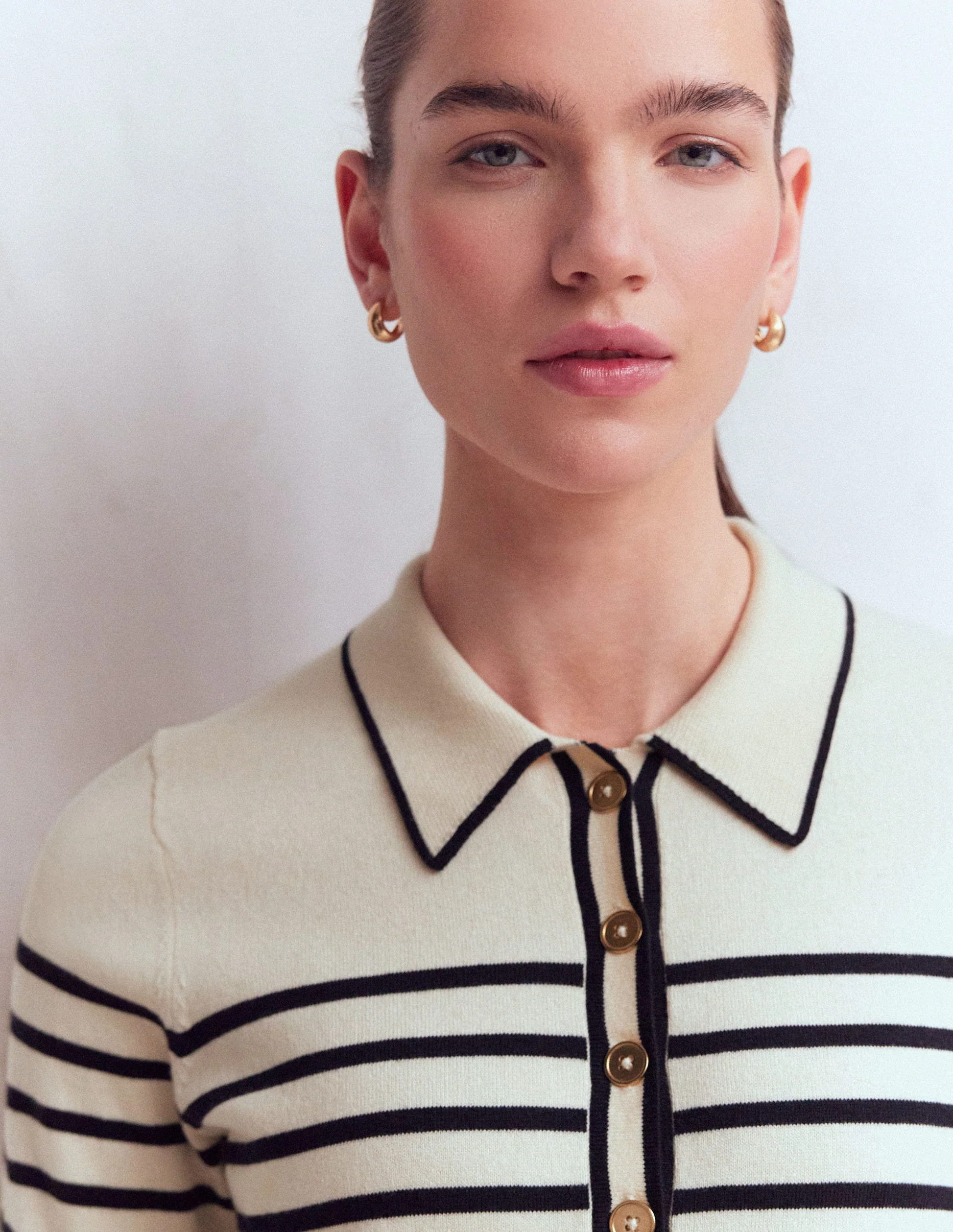 Liz Henley T-Shirt-Ivory. Navy | Boden UK