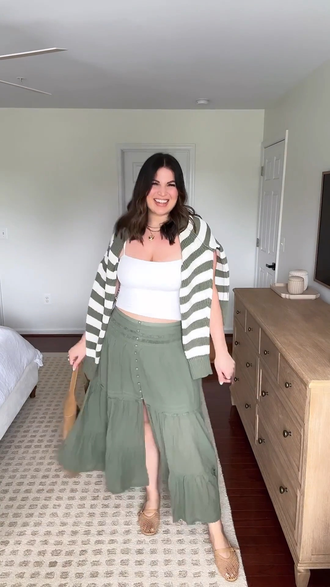Midsize fall outfit inspo! Just picked up this skirt + sweater and figured they were too good to not share now, even though it’s hot 🥵 Plus this outfit is actually meant to be more of a wear now, wear later. 

Wear now with some flats + the sweater on your shoulders. And wear later with some boots + the sweater on! 

Sweater - large 
Skirt - large 
White tank - xl
Flats - 9

Fall outfit, fall fashion, fall style, maxi skirt, aerie, aerie skirt, aerie outfit, midsize 

#LTKMidsize #LTKStyleTip #LTKOver40