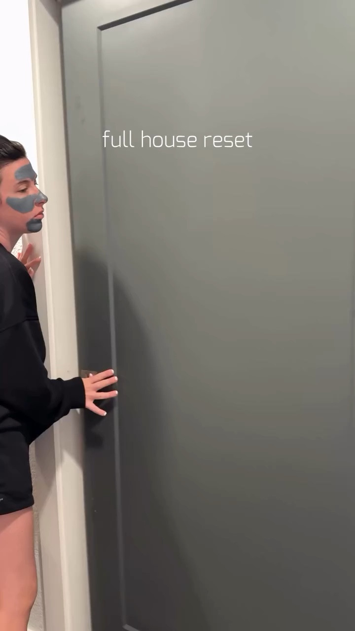 Full house reset after a busy weekend! 🧺🫧

#cleanwithme #cleaningasmr #asmrsounds #asmrvideo #cleaningmotivation