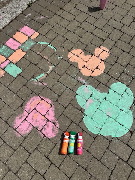 These chalk rollers are so fun and very toddler friendly!

Chalk rollers – summer activities – toddler friendly activities – summer toddler activities – sidewalk chalk 

#LTKFamily #LTKKids #LTKSeasonal