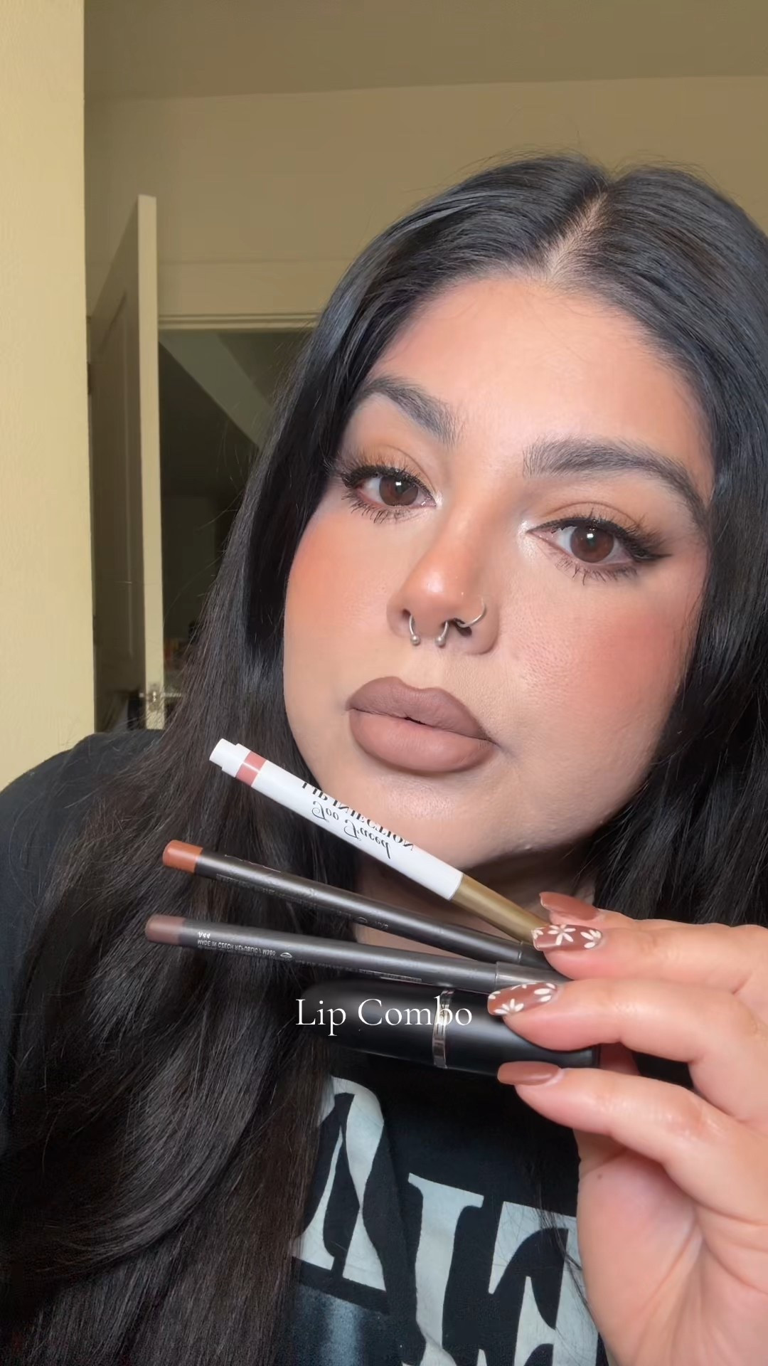 Hola here another nude lip combo 🤎 

Using Too Faced and MAC Cosmetics 



#LTKStyleTip #LTKBeauty #LTKU