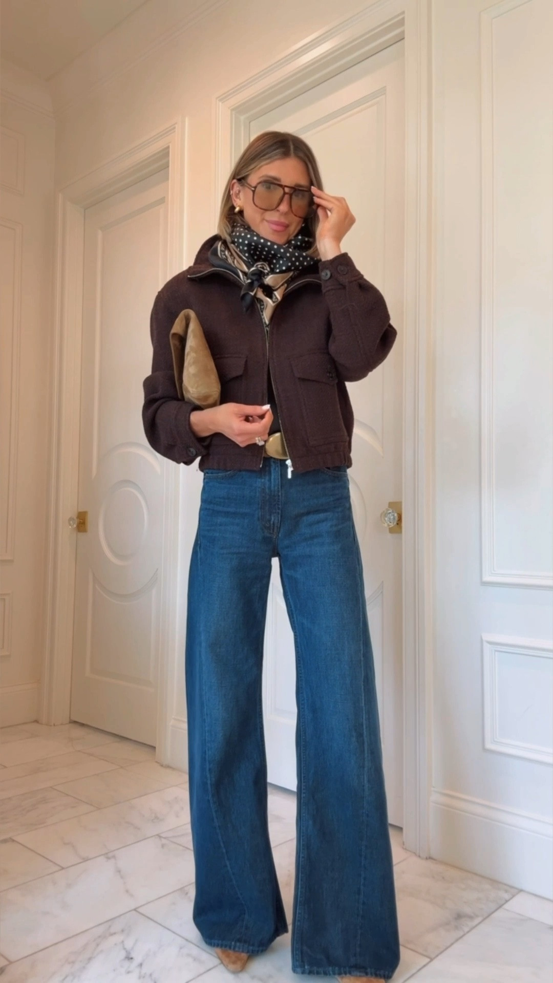 How I'm styling these wide leg jeans for fall. I suggest sizing down one size