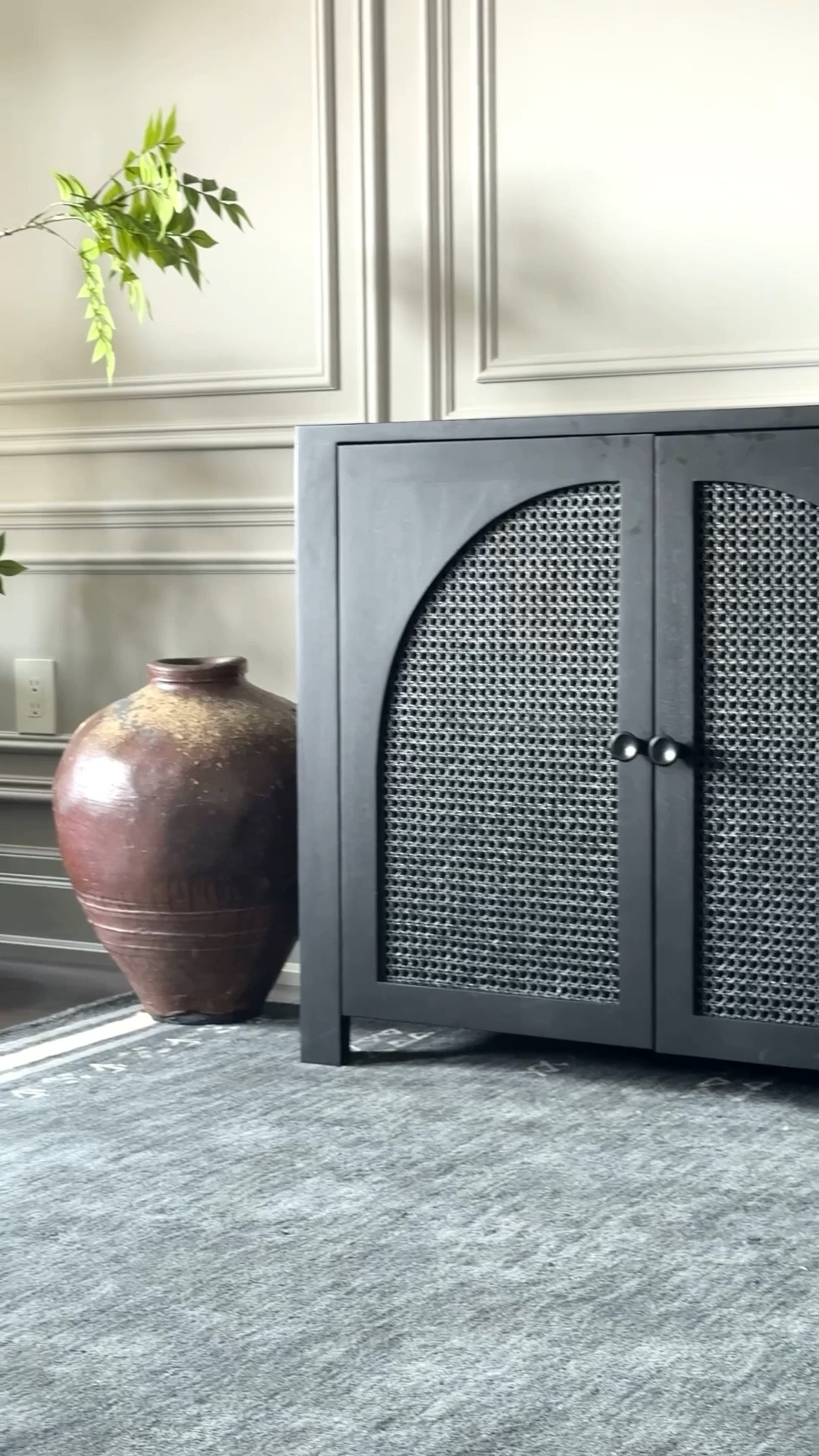 Black console table 

#LTKstyletip #LTKcanada #LTKover50style