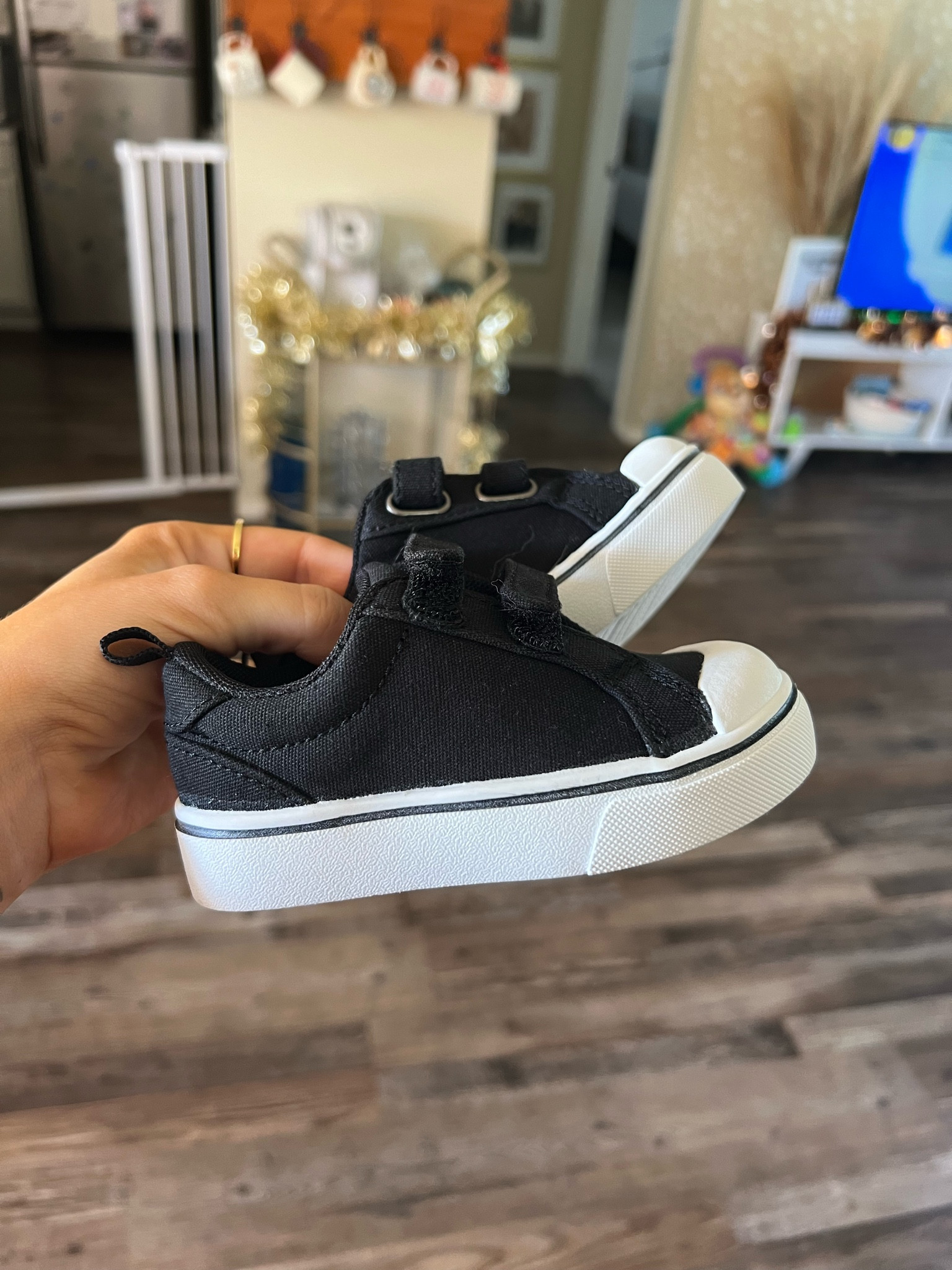 $7 Walmart sneakers for baby and toddler! 

#LTKBaby #LTKKids #LTKShoeCrush