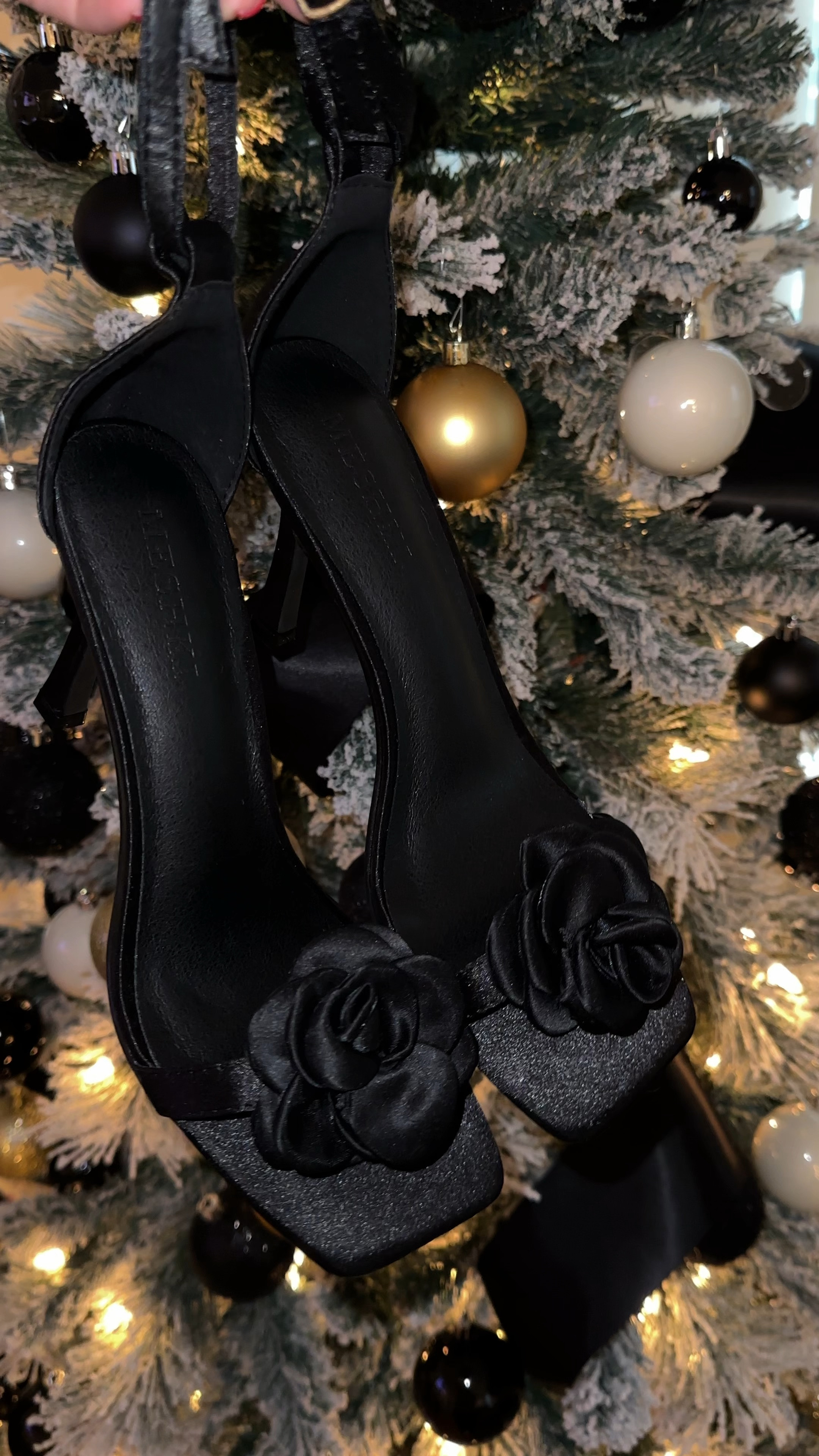 #LTKHoliday #LTKshoecrush #LTKSeasonal