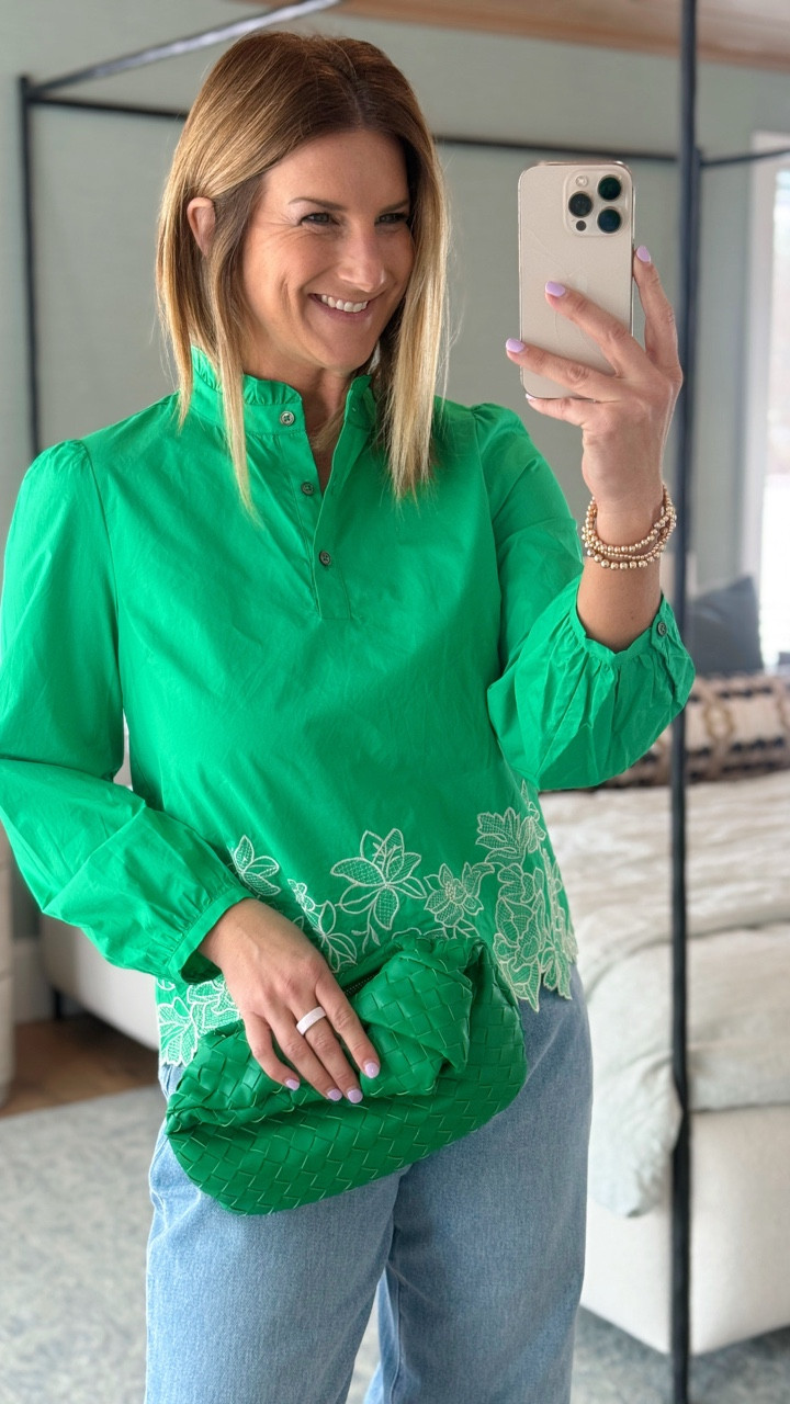 @shopavara thia green is SO good! Again you can always use my exclusive code YELLOW15 to save at checkout! Don’t skip on this one friends!!

#LTKTravel #LTKootd