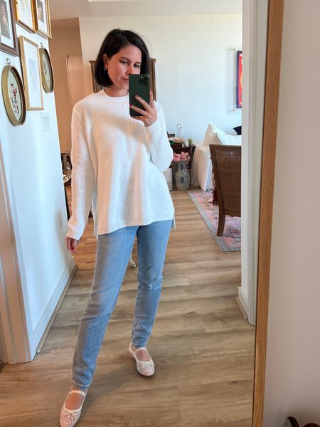 Sweater xs
Jeans 23 (full length on me I’m 5’1”) - I sized down 
Shoes sized down half a size 

Work from home, spring outfit, denim, jeans under $100, petite, white sweater, fisherman sweater, sheet flats, pearl ballet flats, white flats, Levi’s, over 30

#LTKworkwear #LTKstyletip #LTKfindsunder100