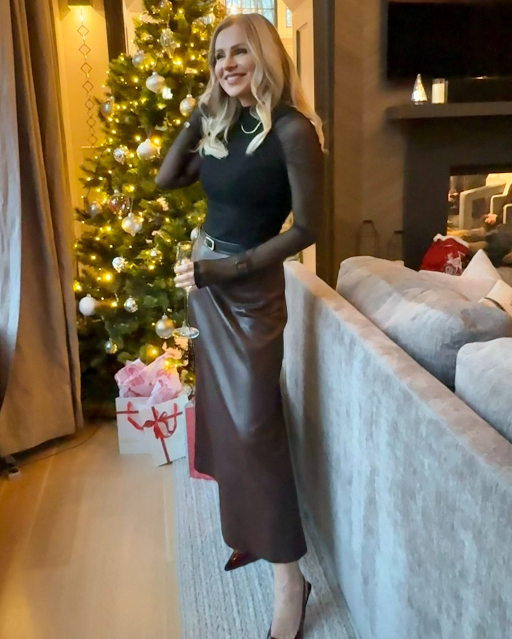 Holiday outfit 

#LTKHoliday #LTKPetite #LTKSeasonal