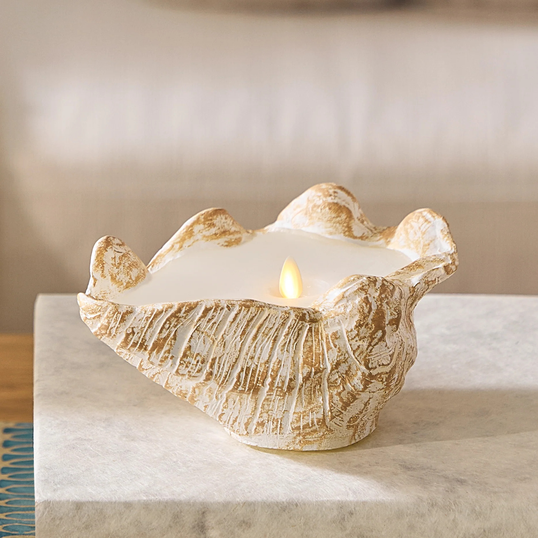 Clamshell Flameless Candle | Luminara