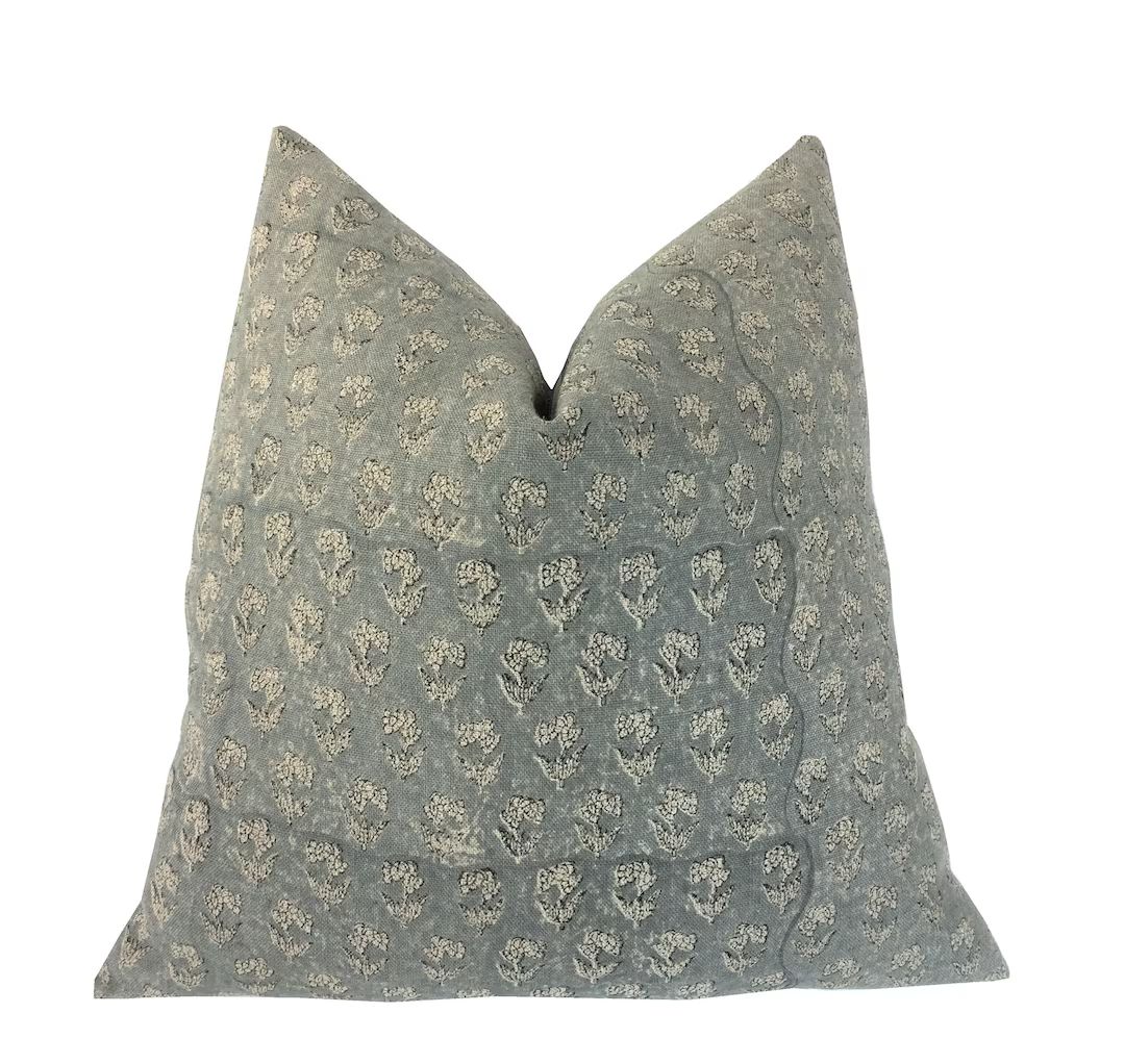 Armin Slate Blue Floral Hand Block Print Pillow Cover | Vintage Style  | Linen Block Print | Desi... | Etsy (CAD)
